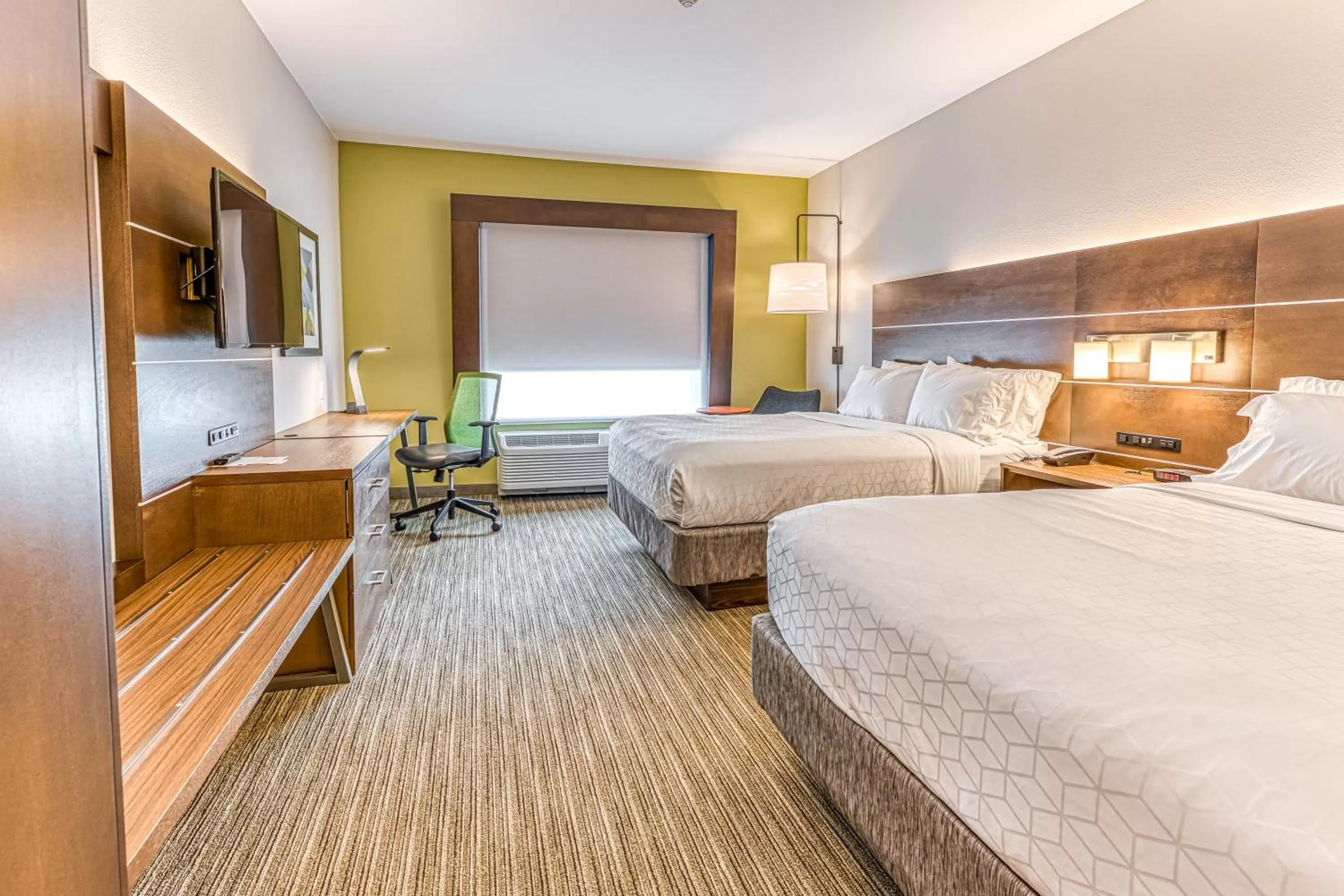 Holiday Inn Express & Suites - Rantoul by IHG