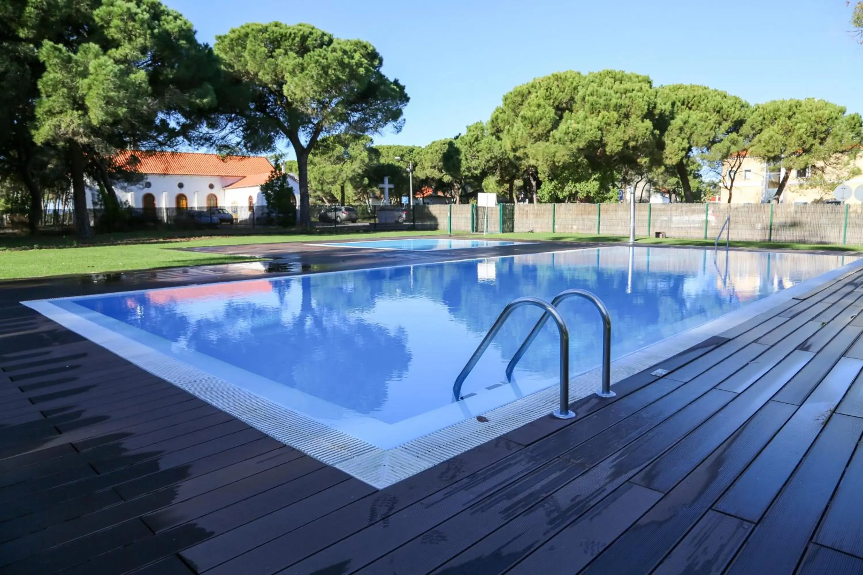 Swimming pool in INATEL Caparica Swimming pool in INATEL Caparica