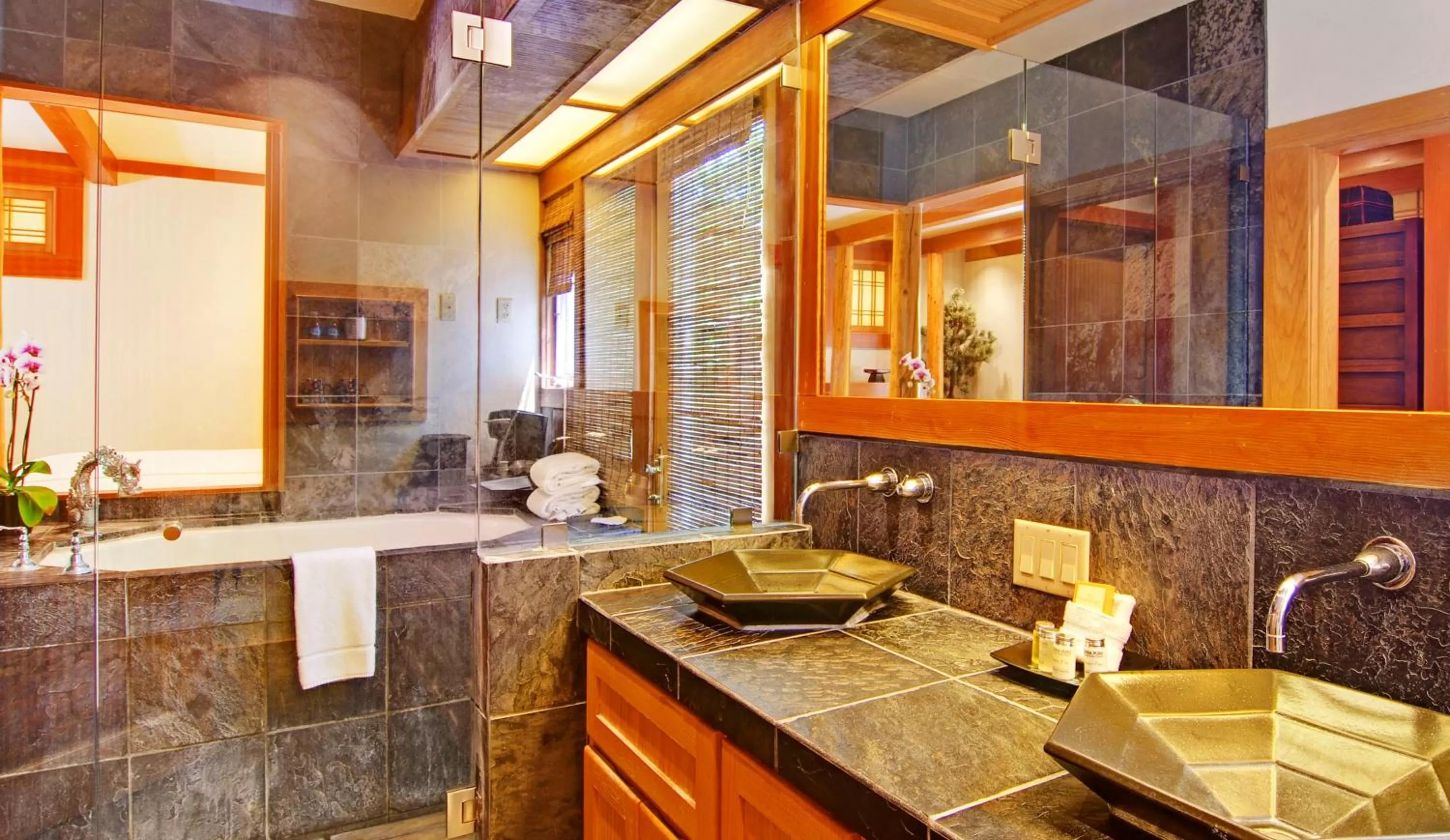 Bathroom in Inn at Depot Hill