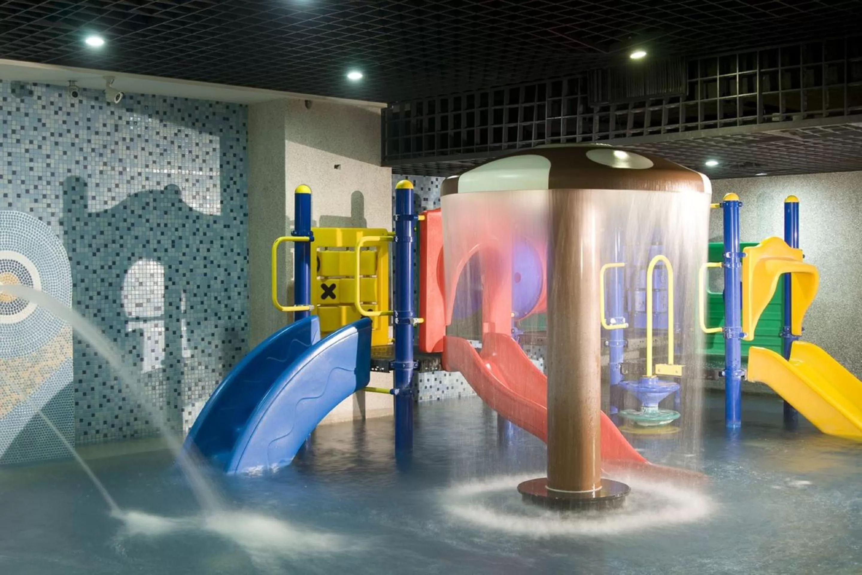 Aqua park in Lakeshore Hotel Hsinchu