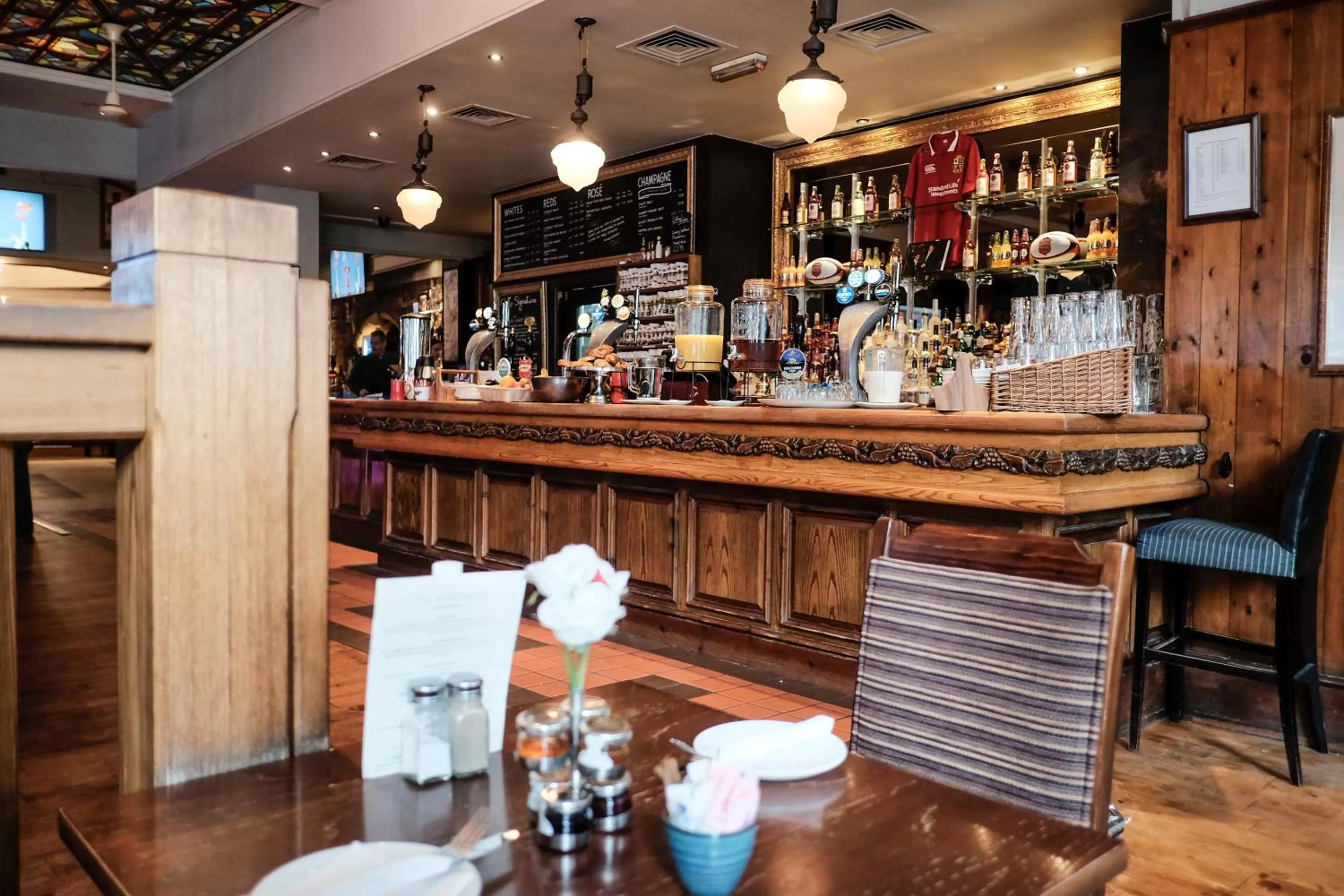 Restaurant/places to eat in The Wellington Hotel