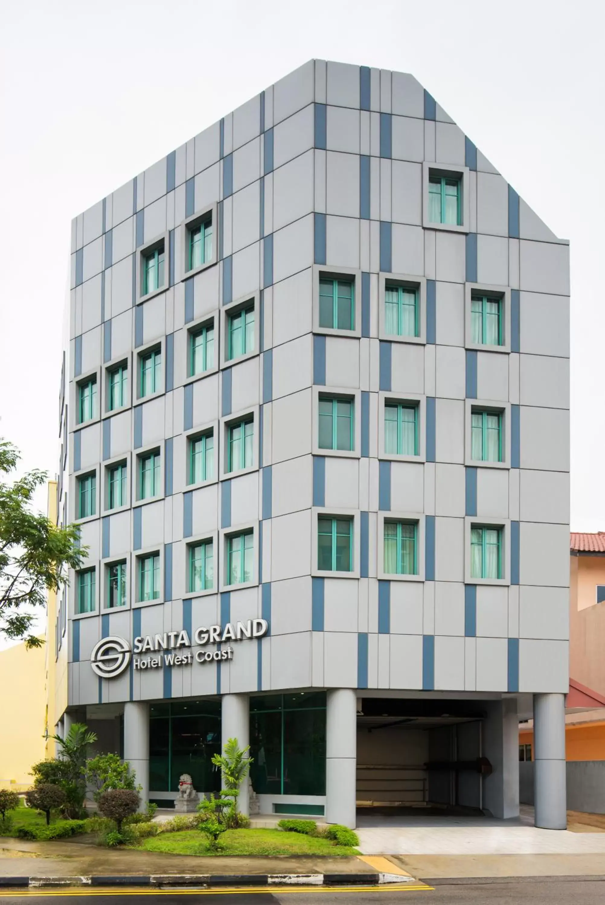 Facade/entrance, Property Building in The Quay Hotel West Coast