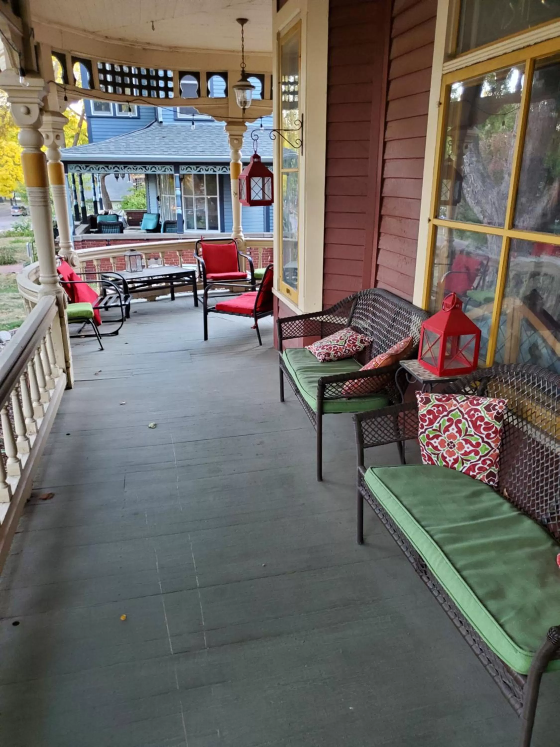 Property building in Historic Victorian Inn