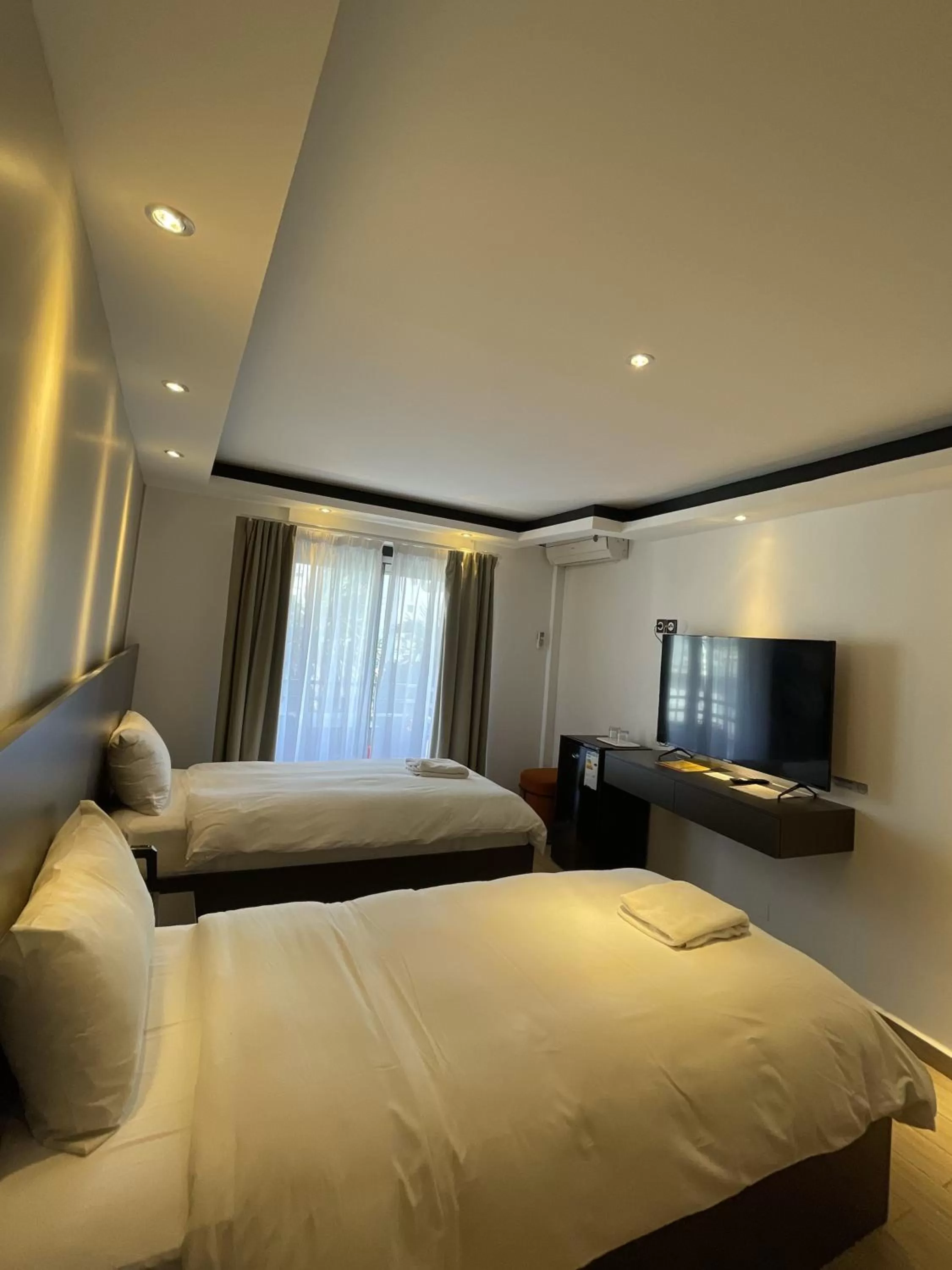 TV and multimedia, Bed in Hôtel Select - Réunion