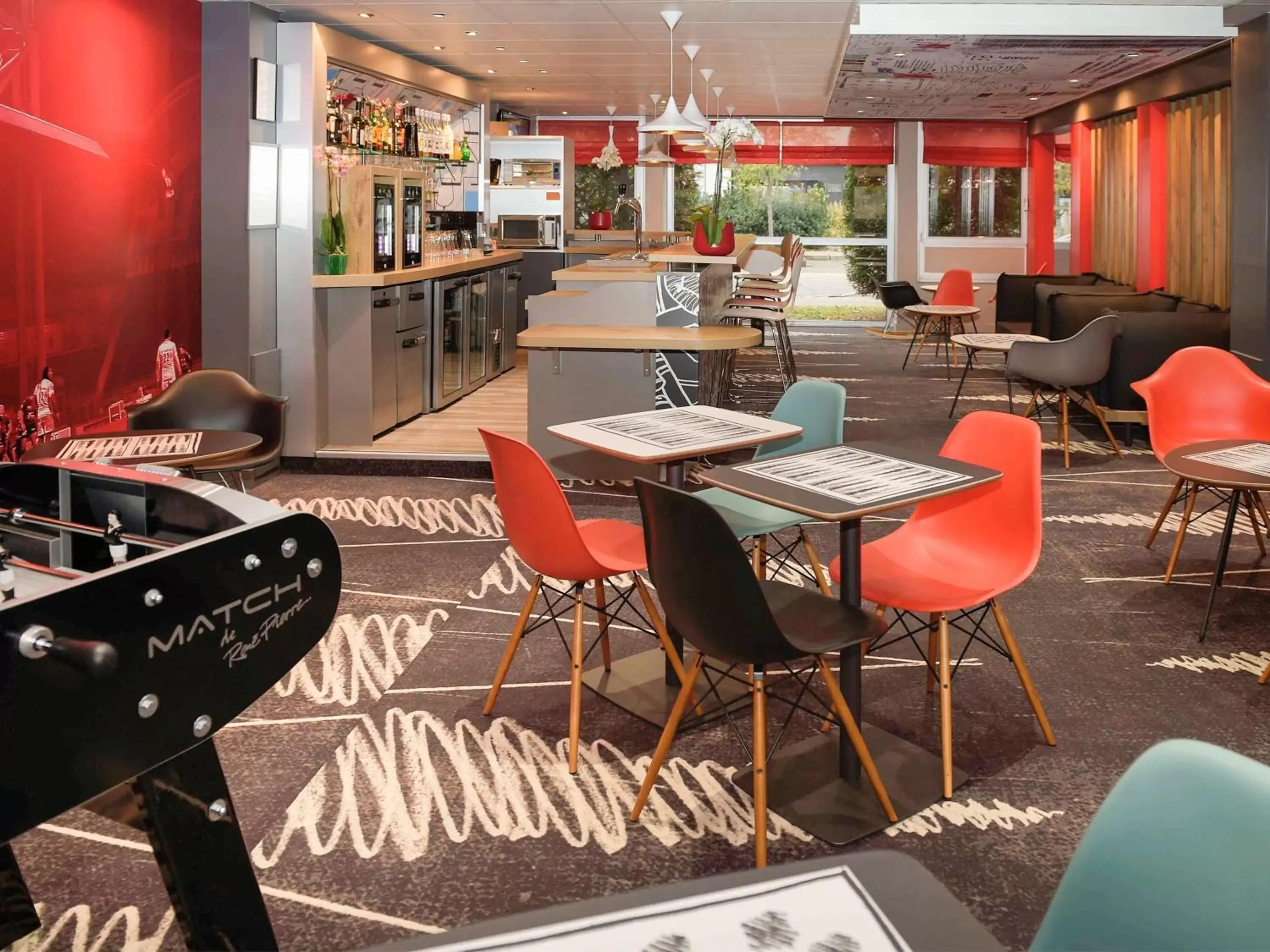 Lounge or bar, Lounge/Bar in ibis Lyon Gerland Merieux