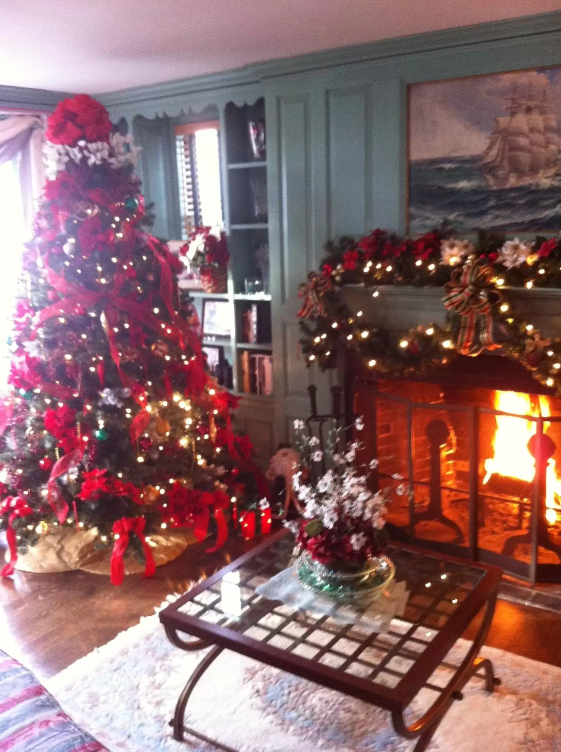 Decorative detail in Harborview Inn