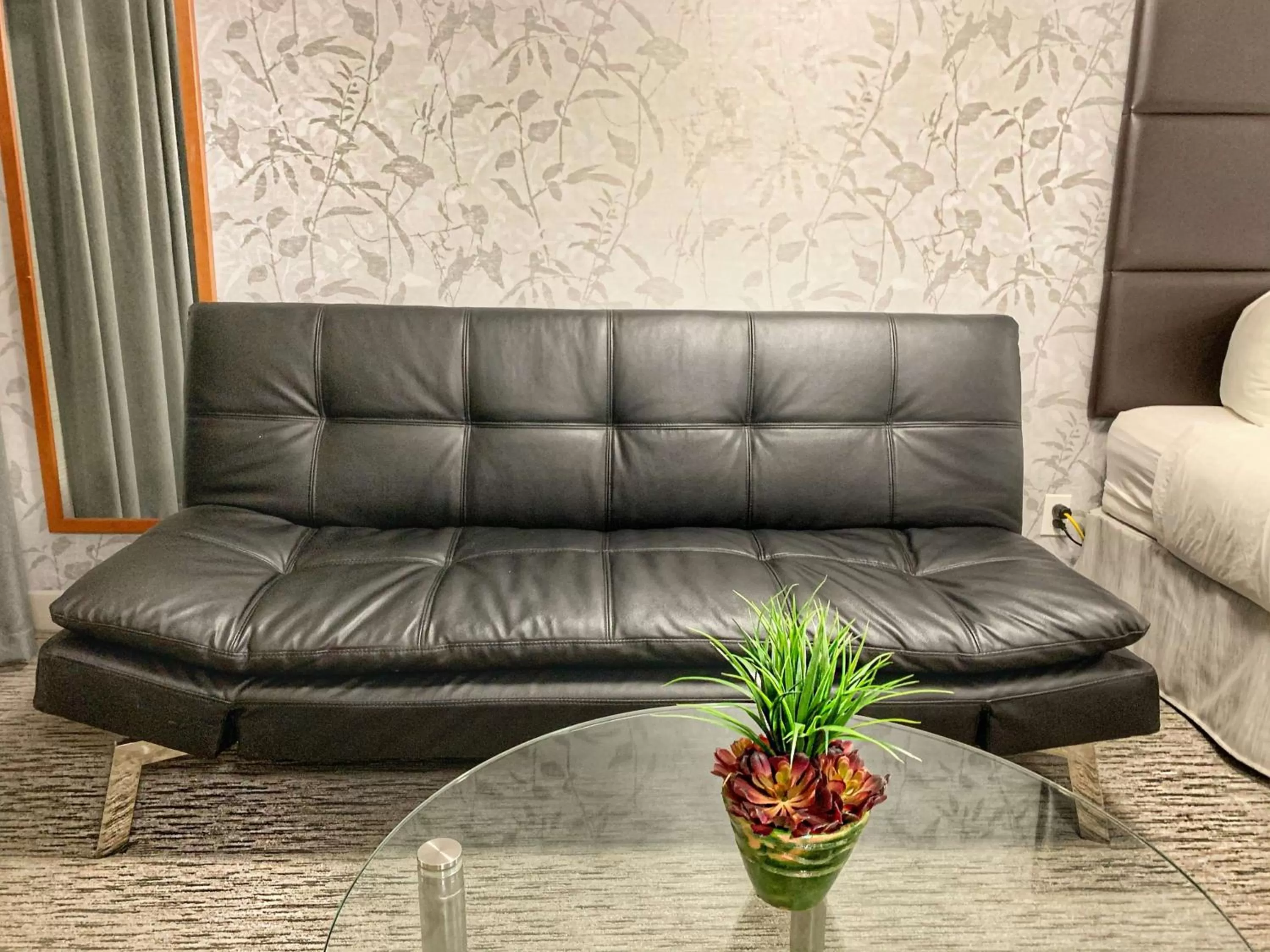 Photo of the whole room in Best Western Plus Regency Inn and Conference Centre