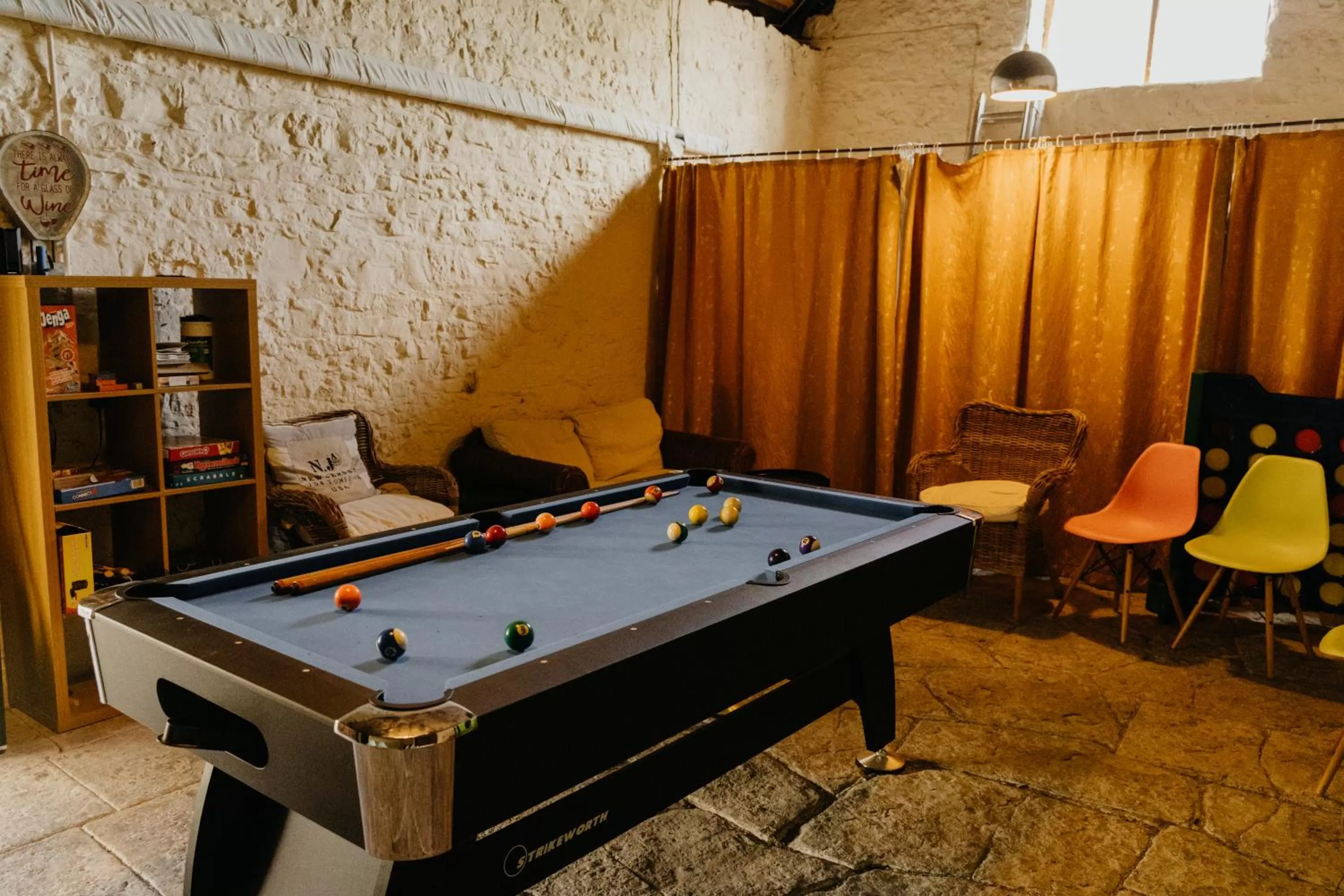 Billiard, Billiards in Little England Retreats - Cottage, Yurt and Shepherd Huts