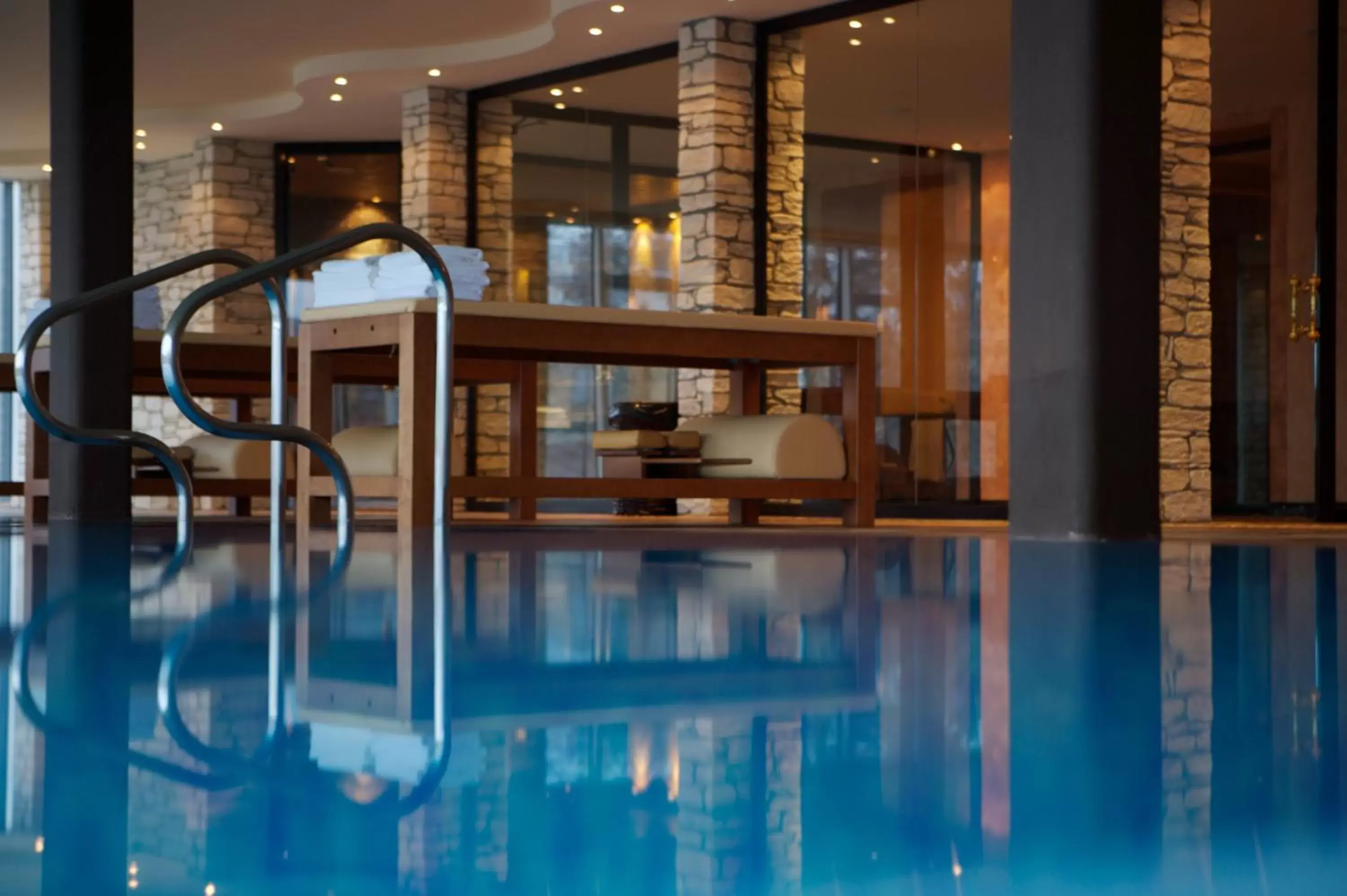 Spa and wellness centre/facilities, Swimming Pool in Royal Casino SPA & Hotel Resort