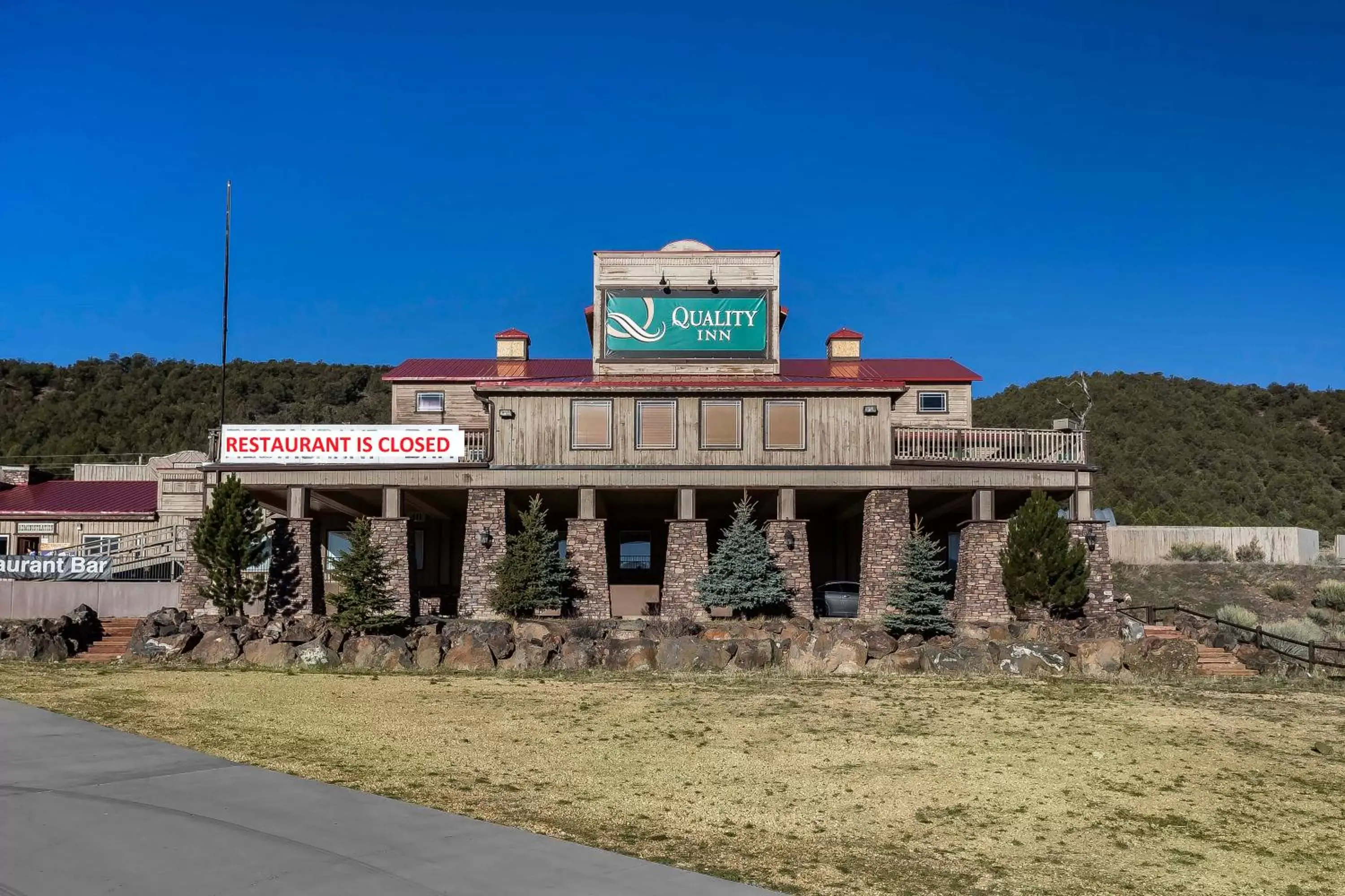 Property building in Quality Inn Bryce Canyon