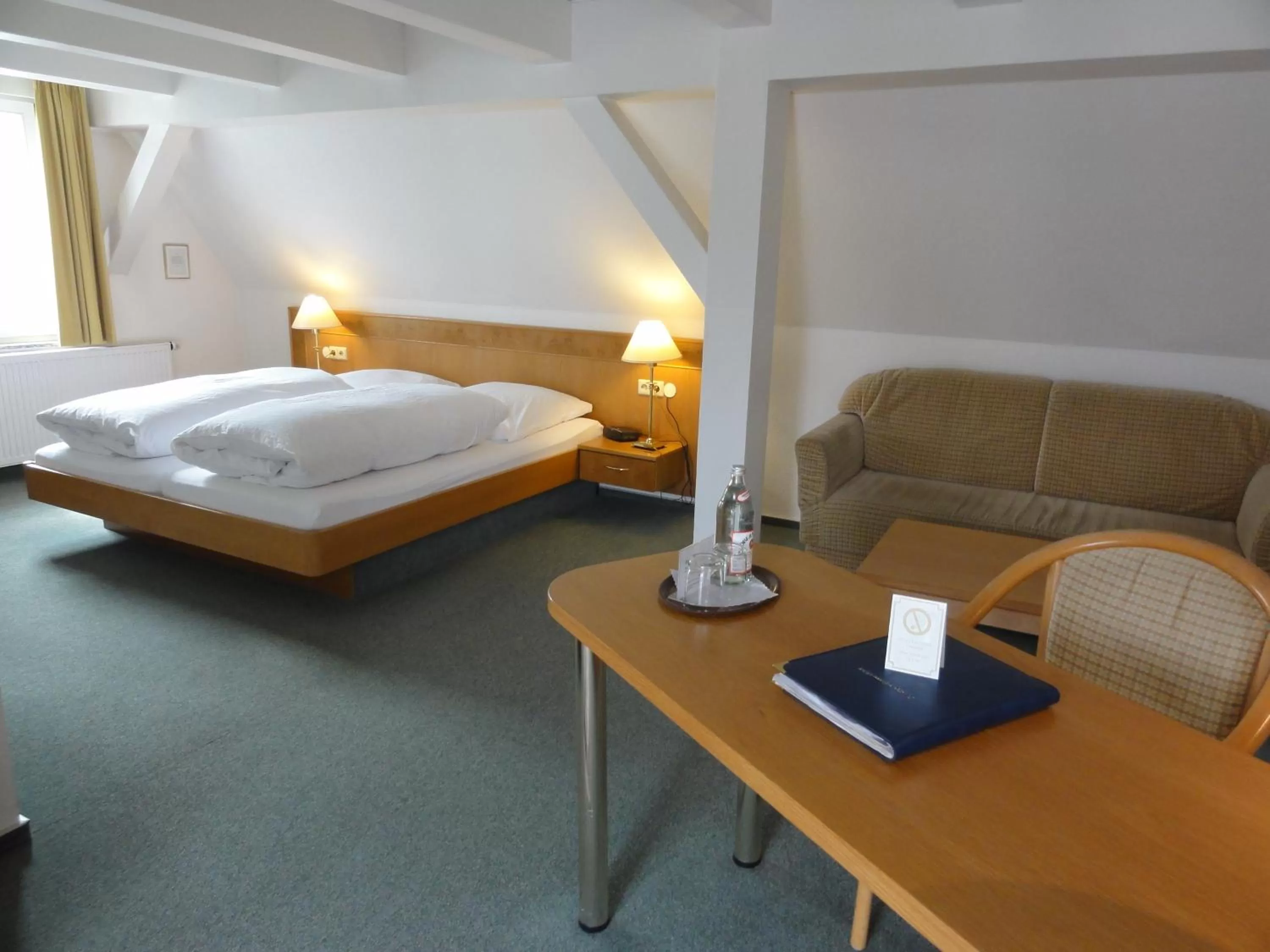 Day, Bed in Hotel Württemberger Hof Garni