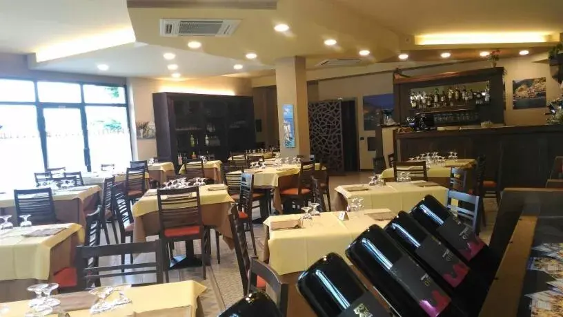 Restaurant/Places to Eat in Best Western Hotel Solaf