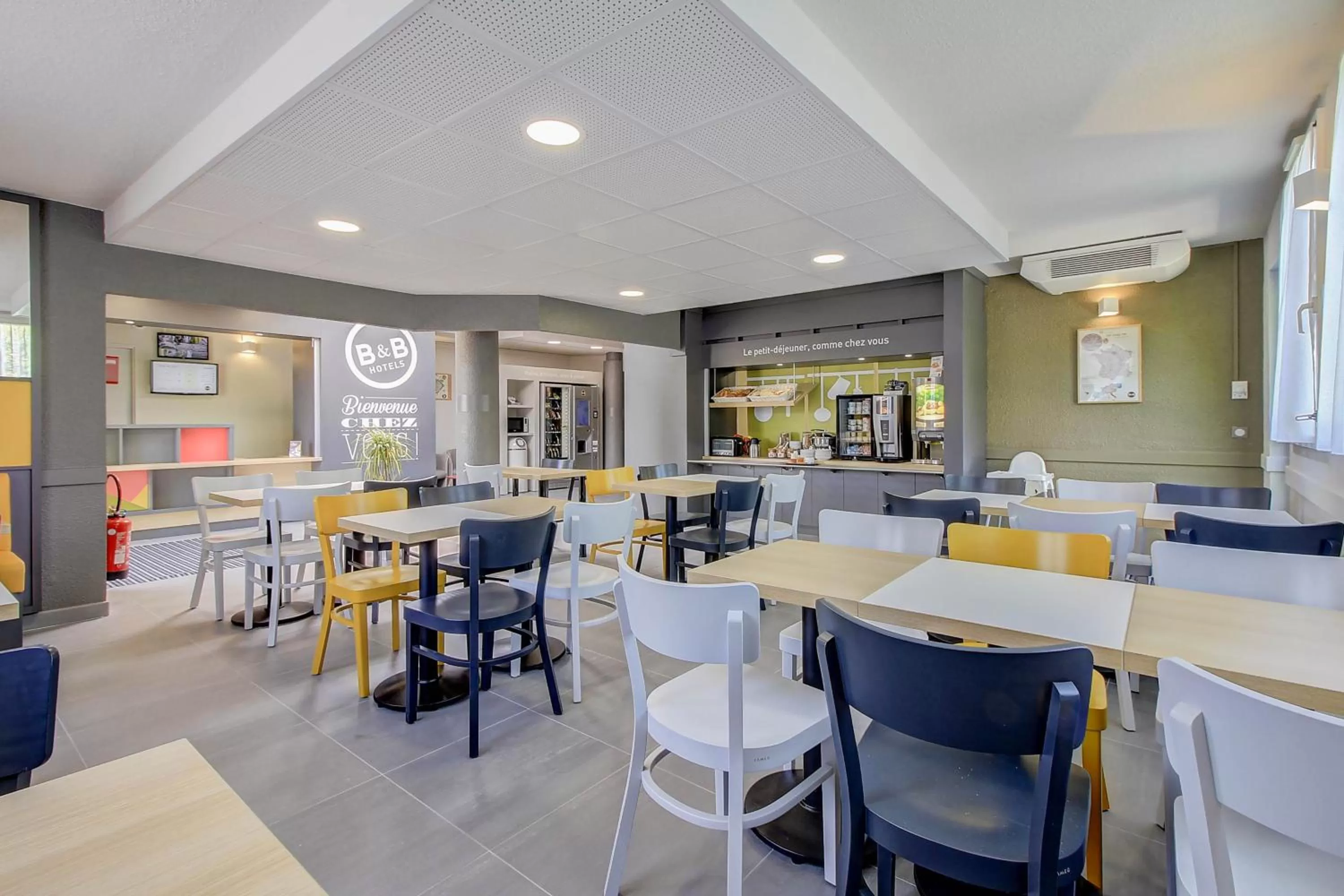 Buffet breakfast in B&B HOTEL BEAUNE Nord