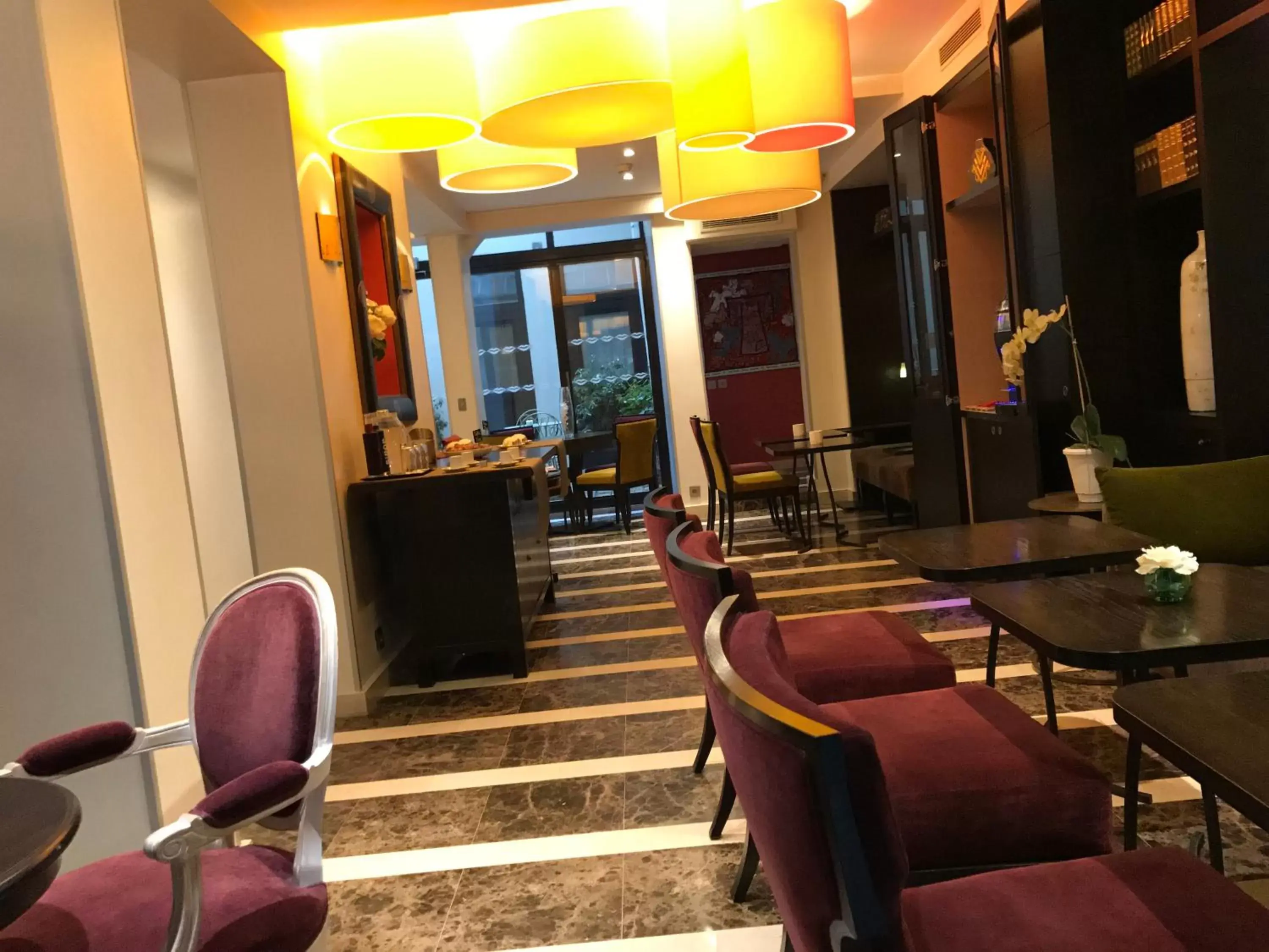 Lounge/Bar in Hôtel Chaplain Paris Rive Gauche