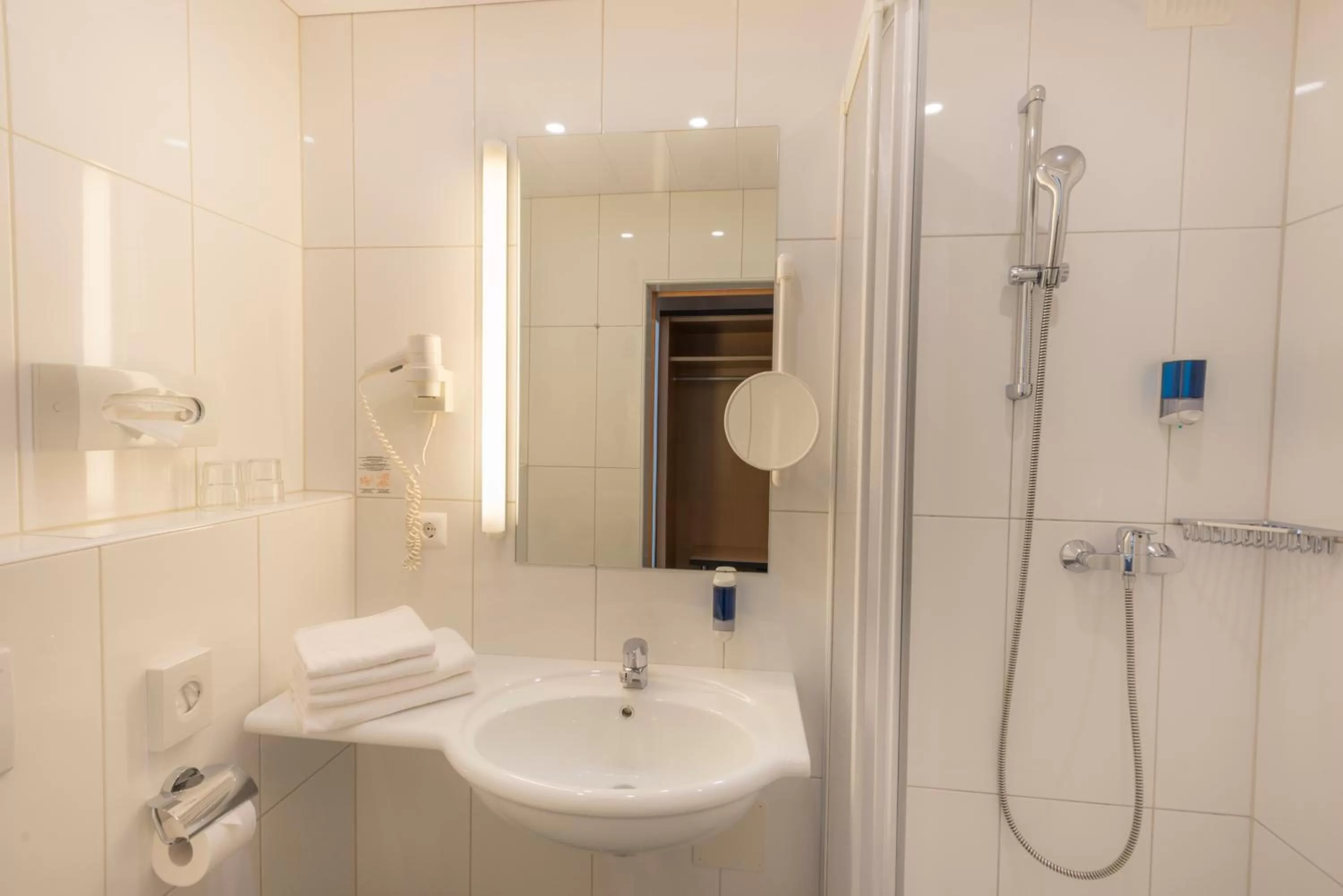 Decorative detail in Hotel City