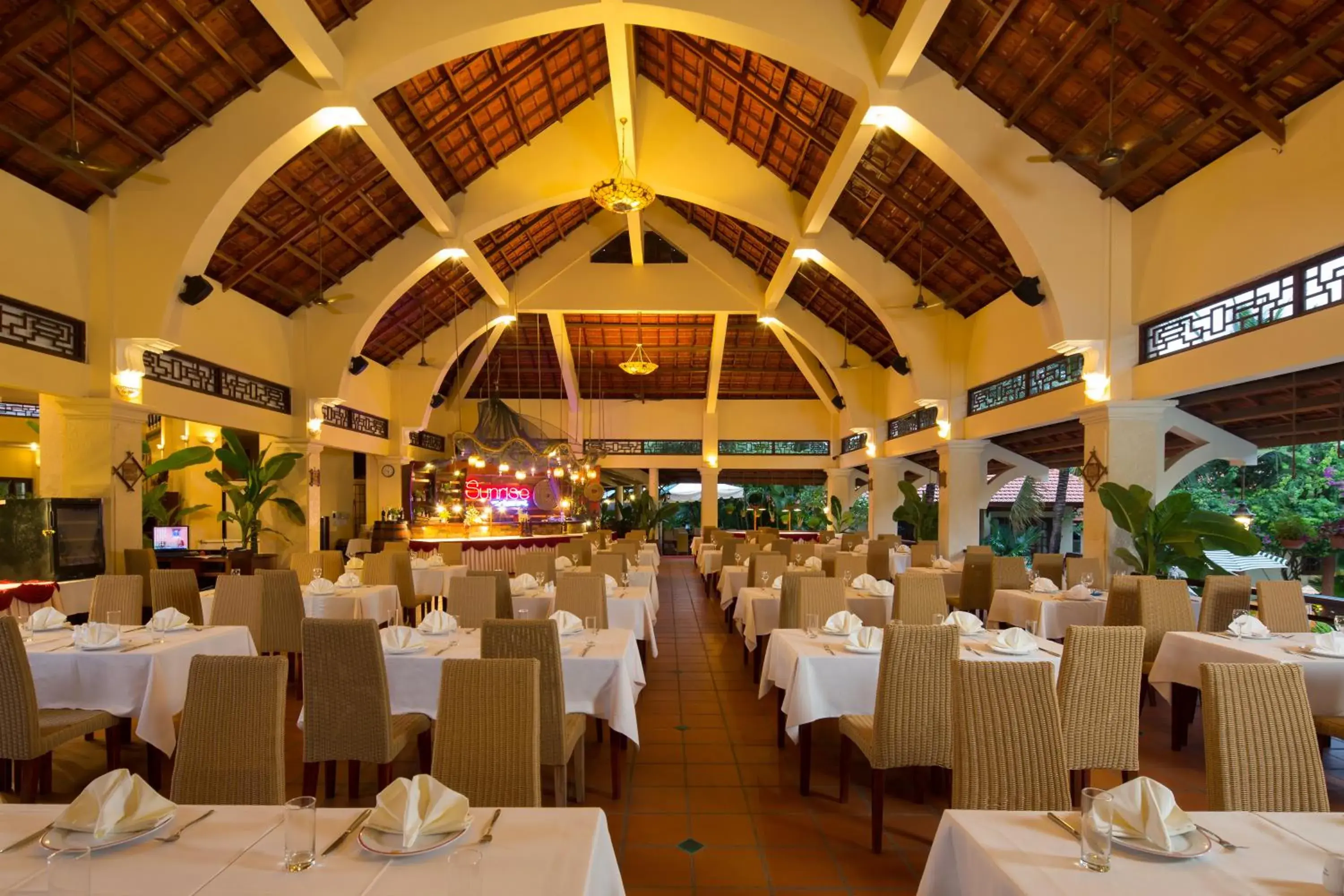 Restaurant/places to eat, Banquet Facilities in Sunny Beach Resort & Spa