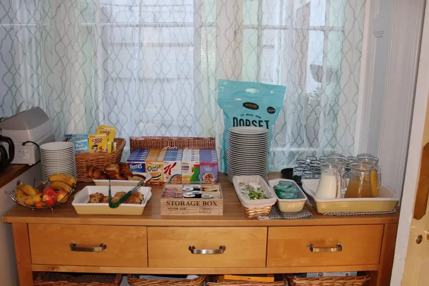 Breakfast in Alexandra Hotel Breakfast in Alexandra Hotel