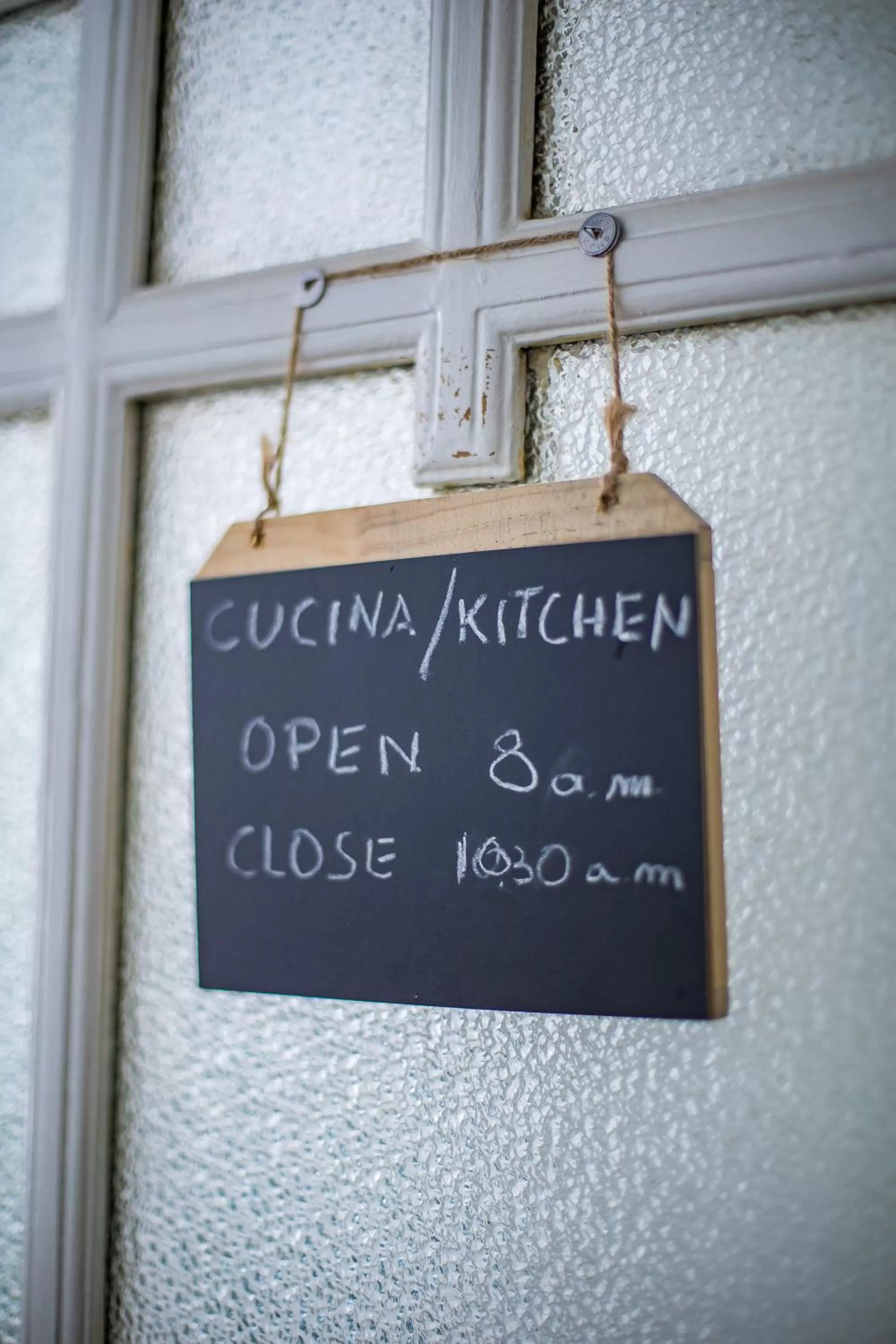 Property logo or sign in Hold Rome - Luxury Suites