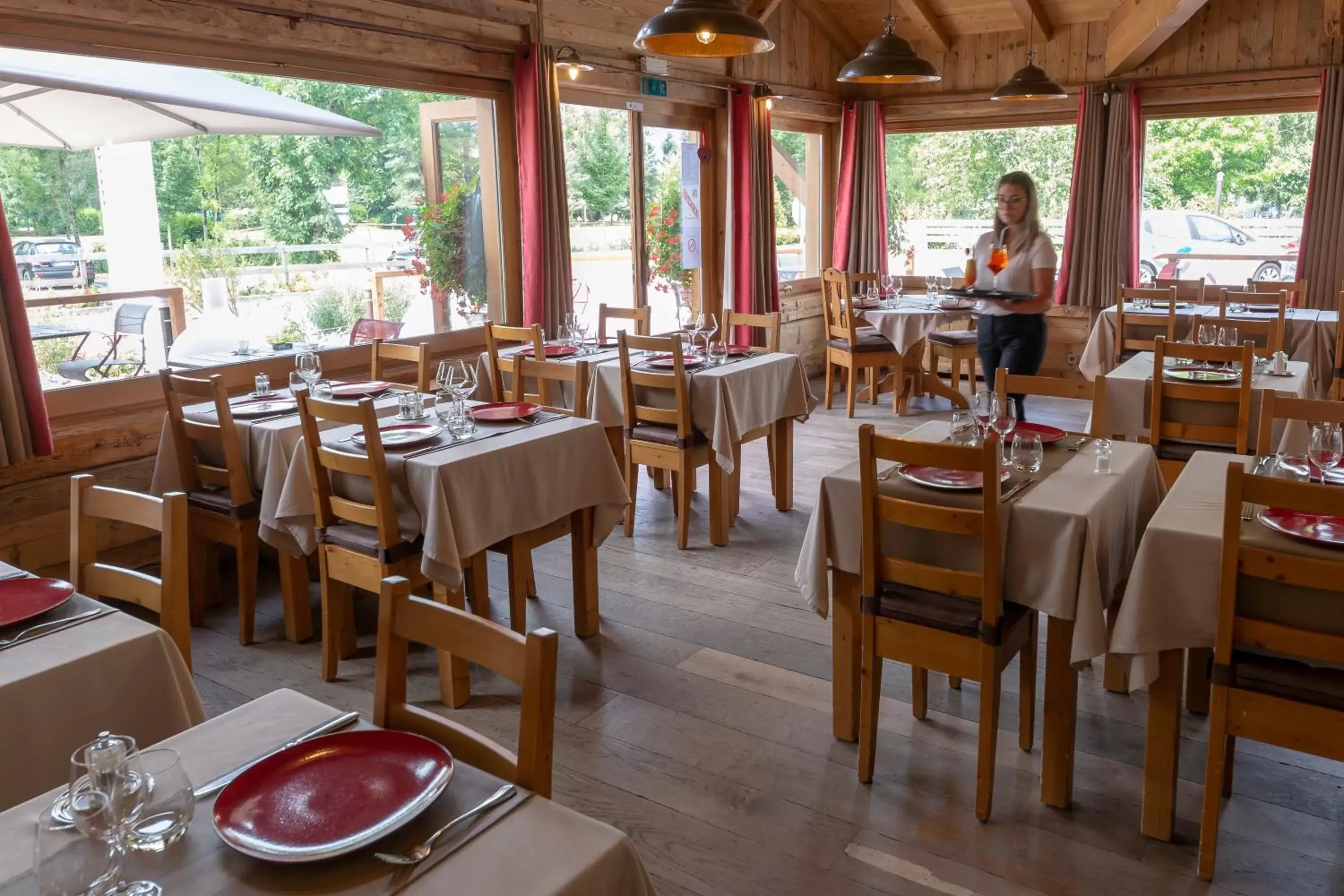 Restaurant/Places to Eat in La Ferme Du Lac