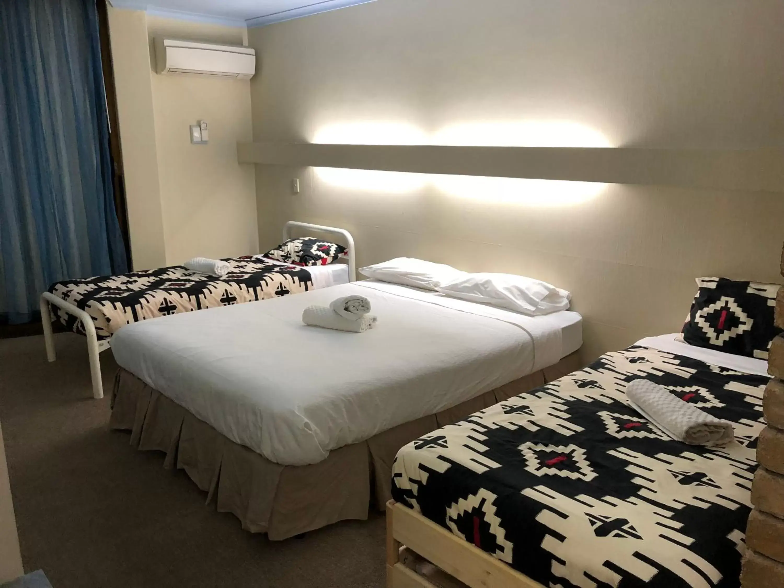 bunk bed, Bed in Abel Tasman Waterfront Motel