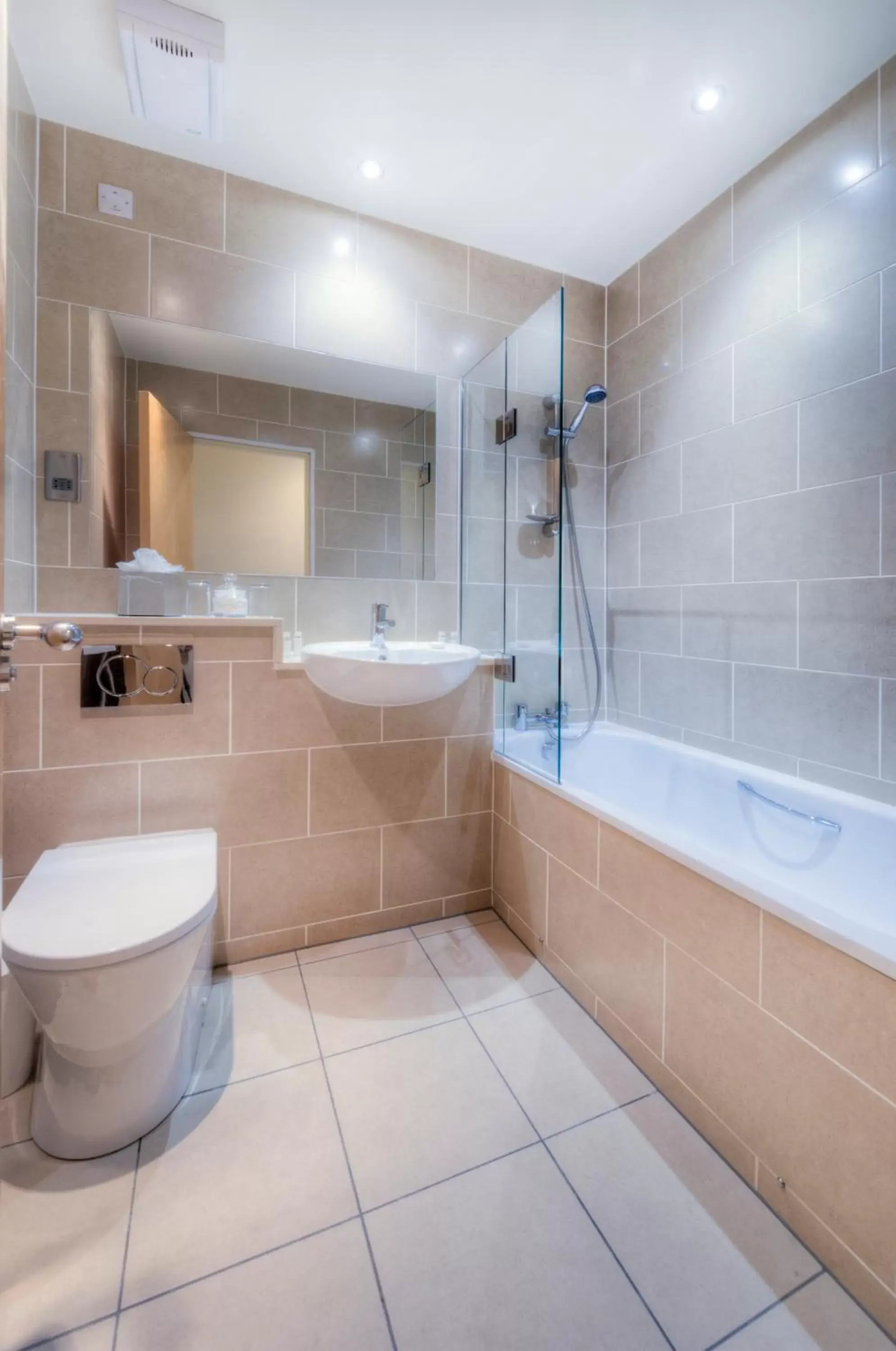 Shower, Bathroom in Holyrood Aparthotel