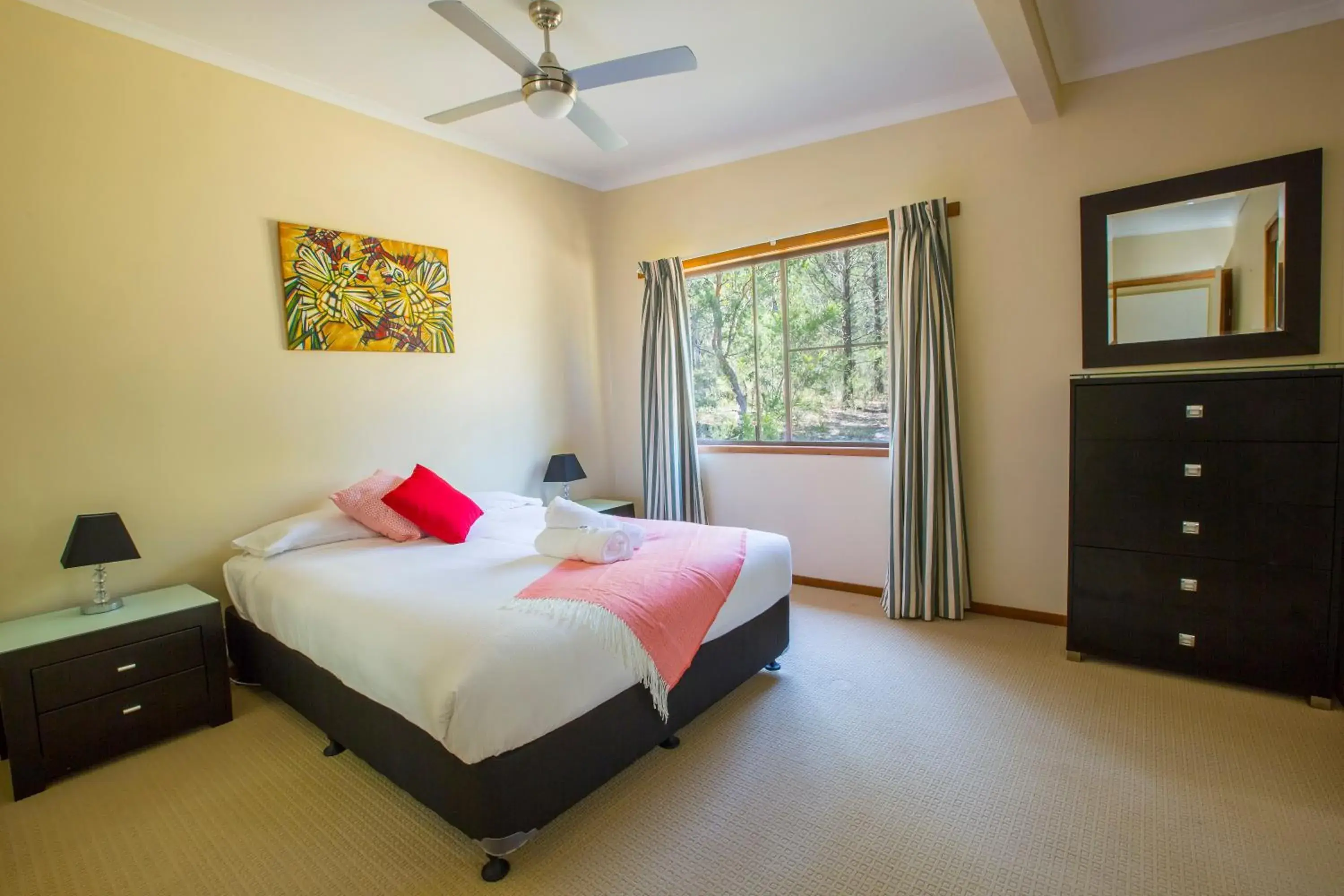 Bed in Granite Belt Retreat and Brewery
