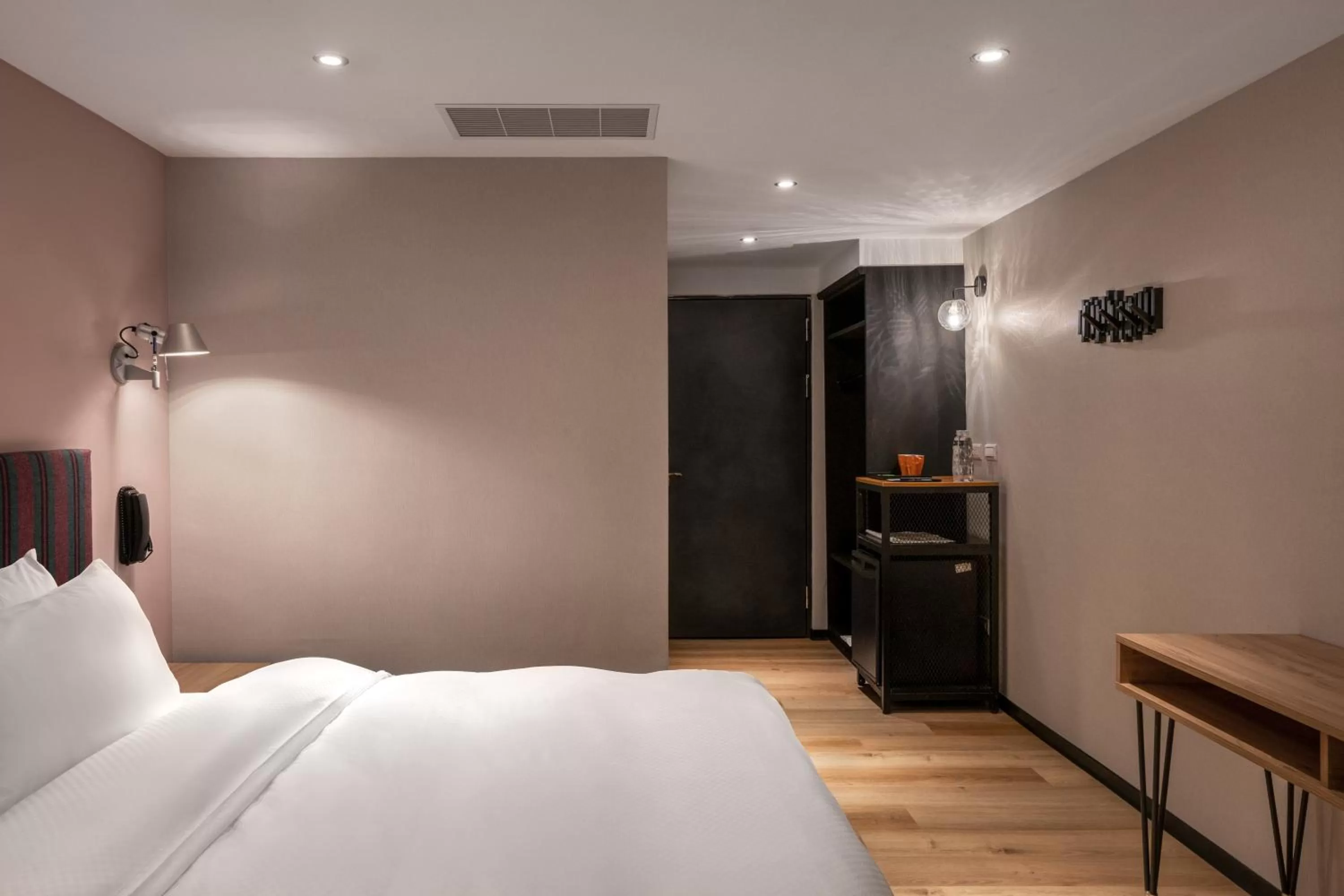 Bedroom, Bed in River Inn Kenting