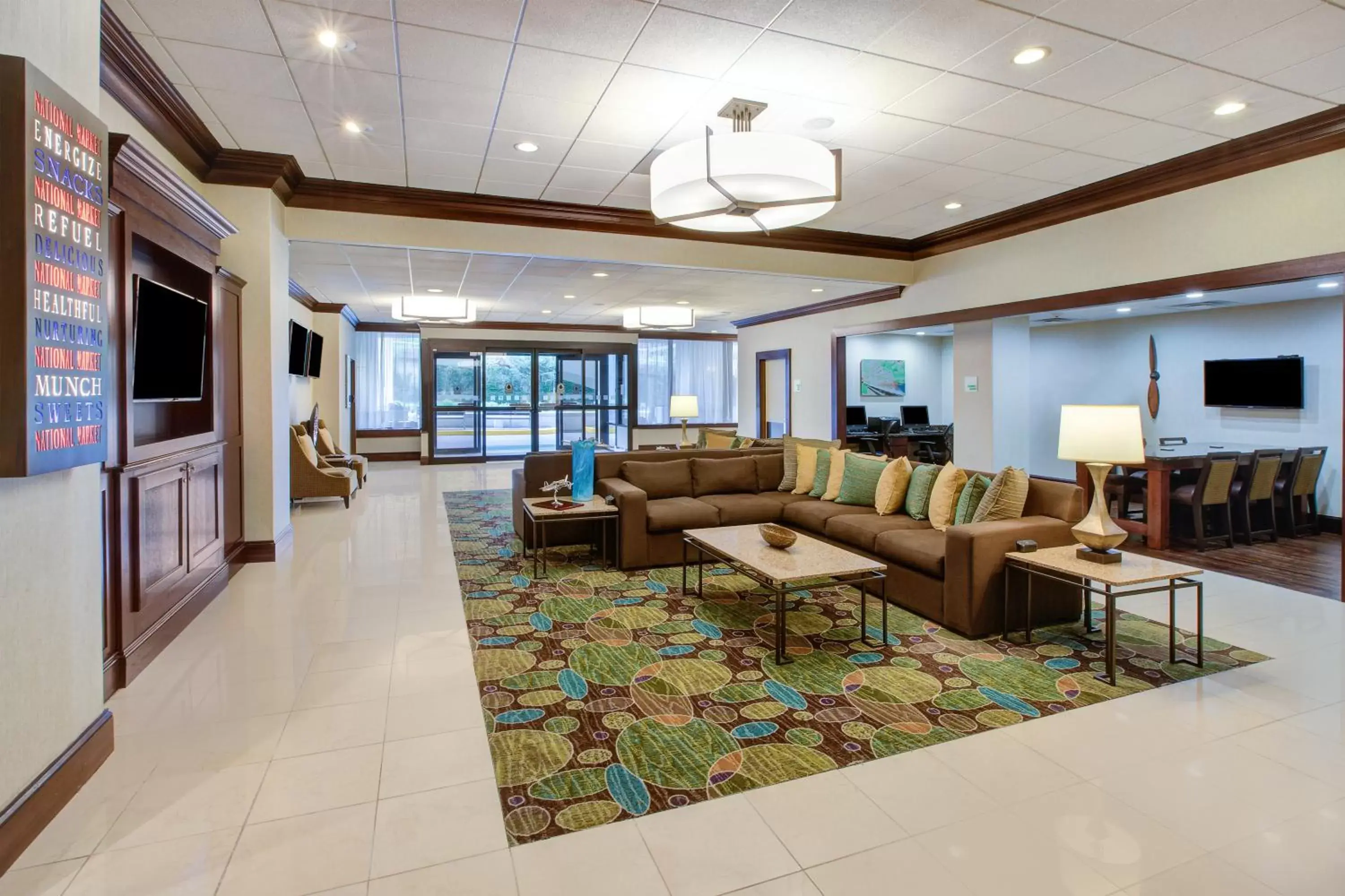 Lobby or reception in Holiday Inn National Airport/Crystal City, an IHG Hotel