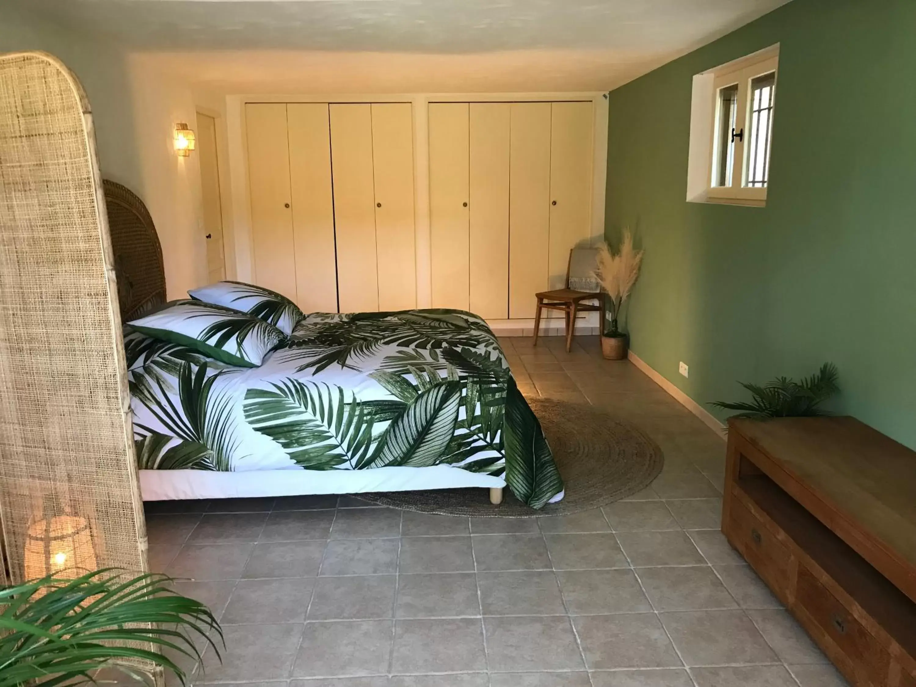 Quadruple Room with Garden View in Les Bosquets Quadruple Room with Garden View in Les Bosquets