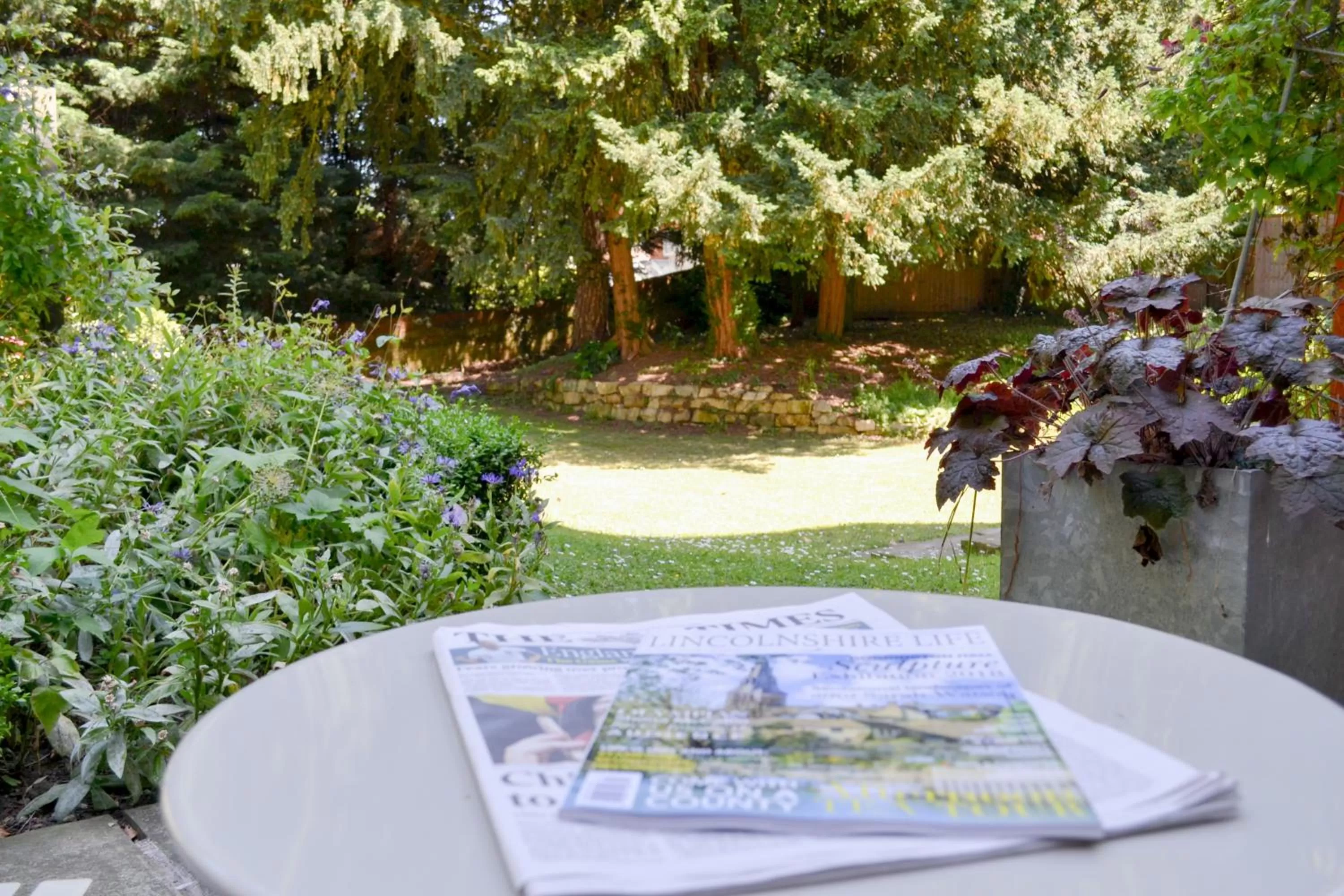 Patio in The Lincoln Hotel