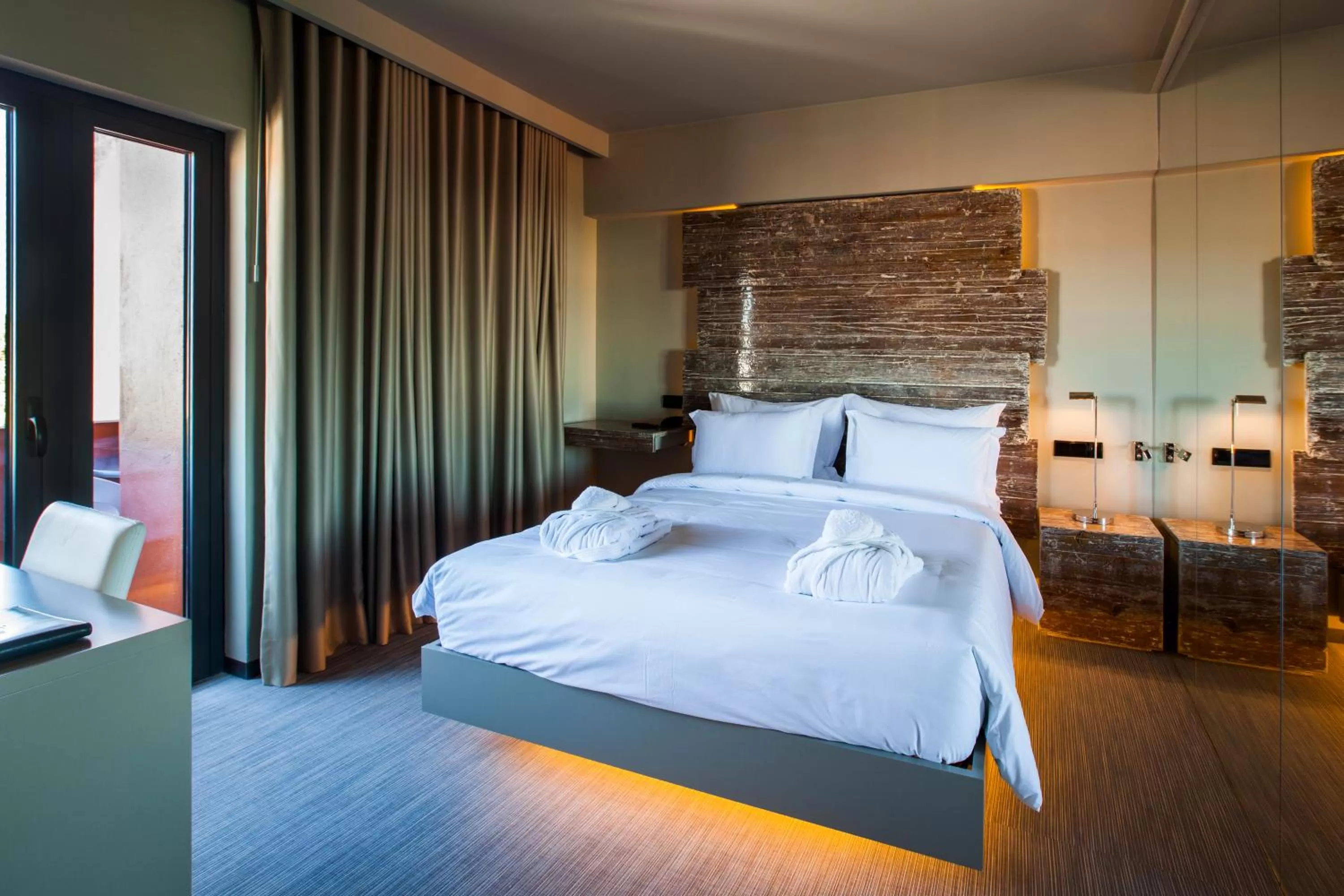 Bed in Vitoria Stone Hotel