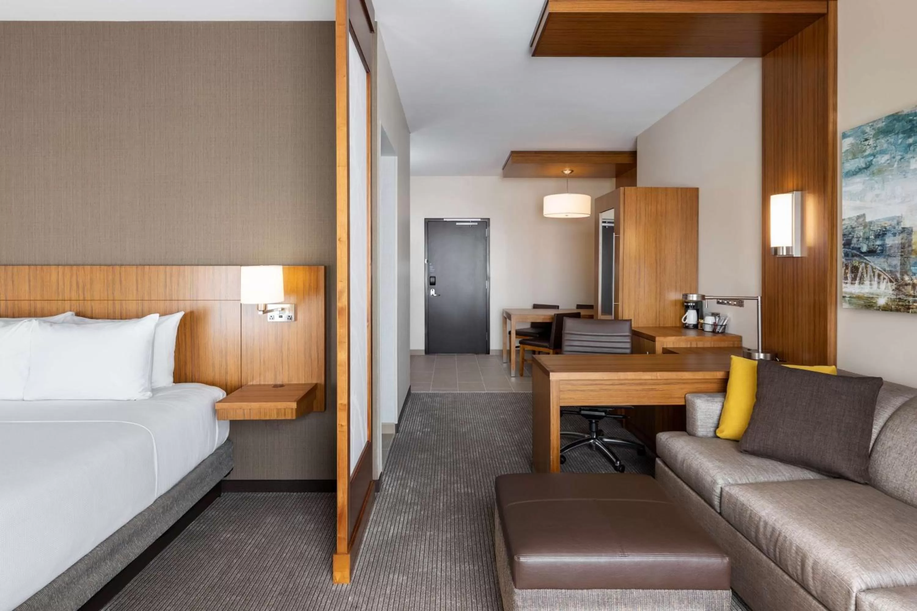 Photo of the whole room, Bed in Hyatt Place Atlanta Centennial Park