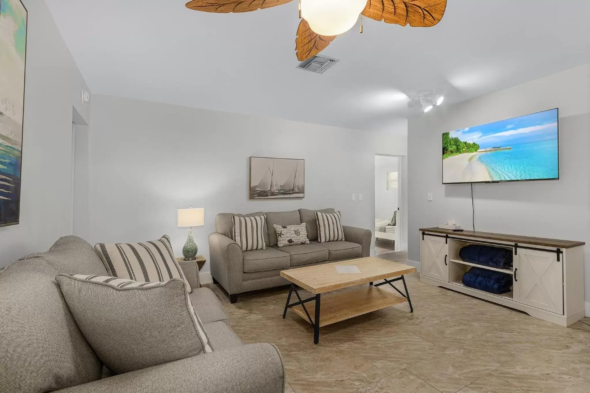 Living room in Matlacha on Shoreview Living room in Matlacha on Shoreview