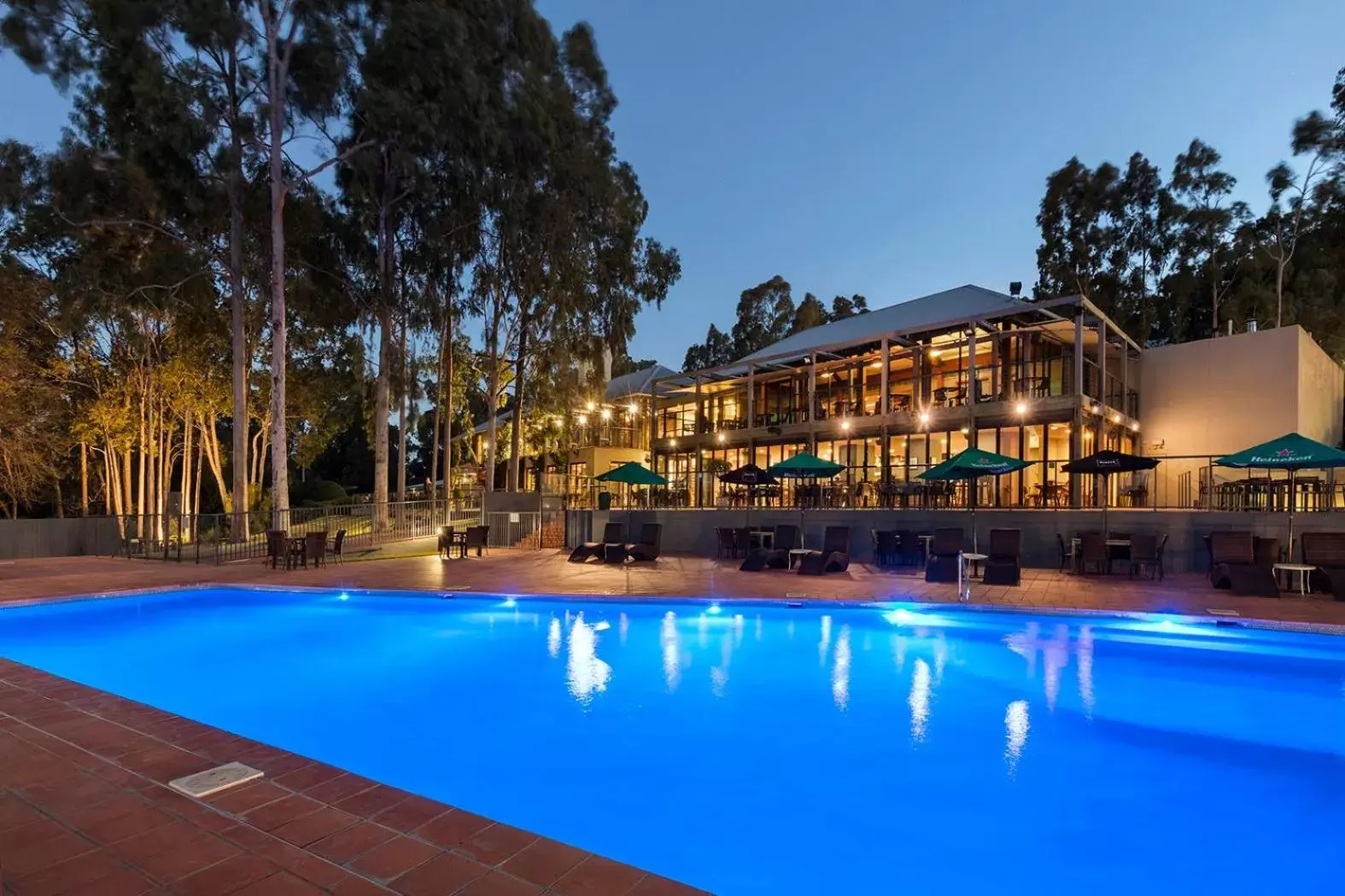 Swimming pool, Property Building in Oaks Cypress Lakes Resort