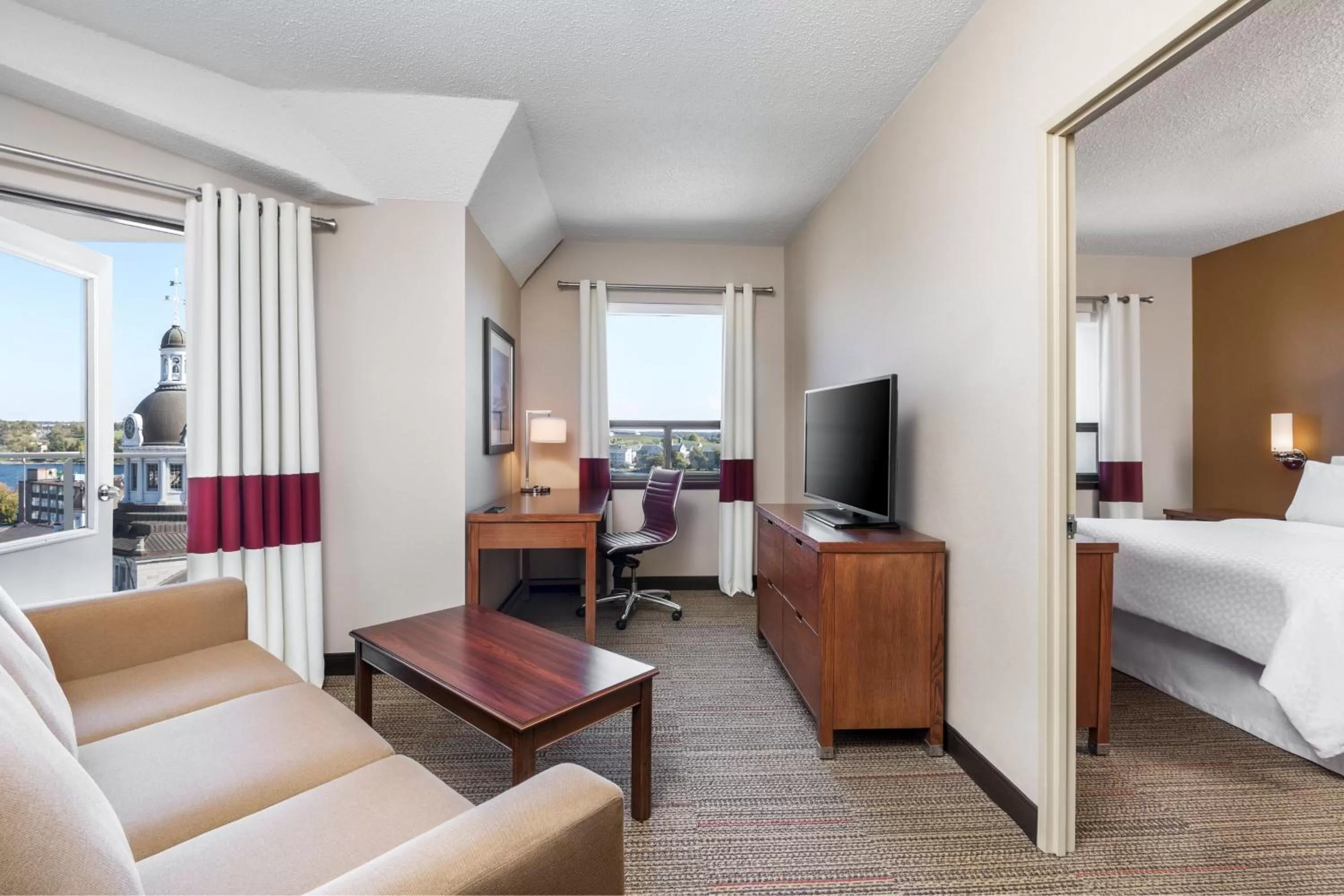 Junior Suite with Sofa Bed	 in Kingston Market Square Hotel