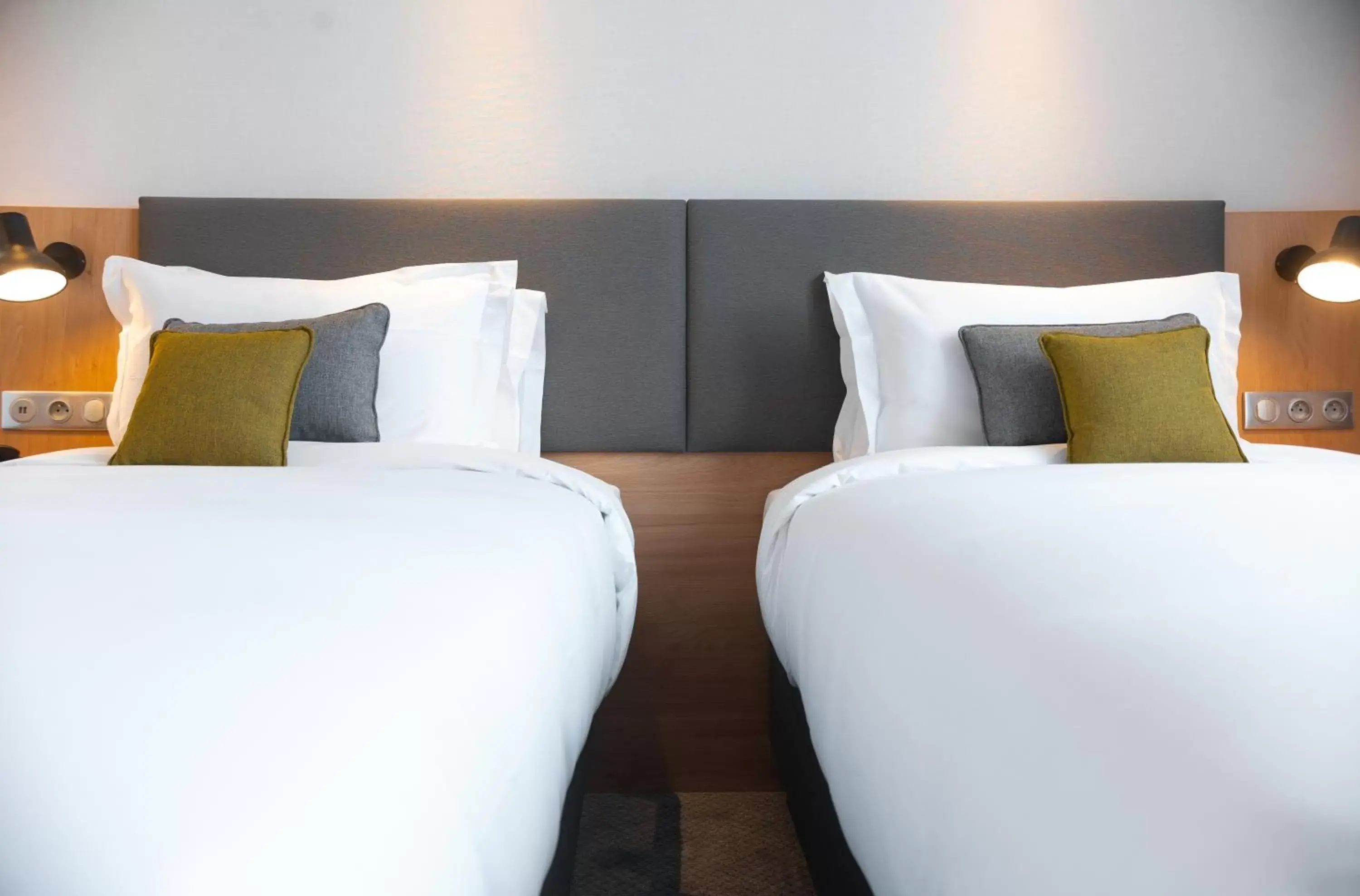Bedroom, Bed in Holiday Inn Paris CDG Airport an IHG Hotel