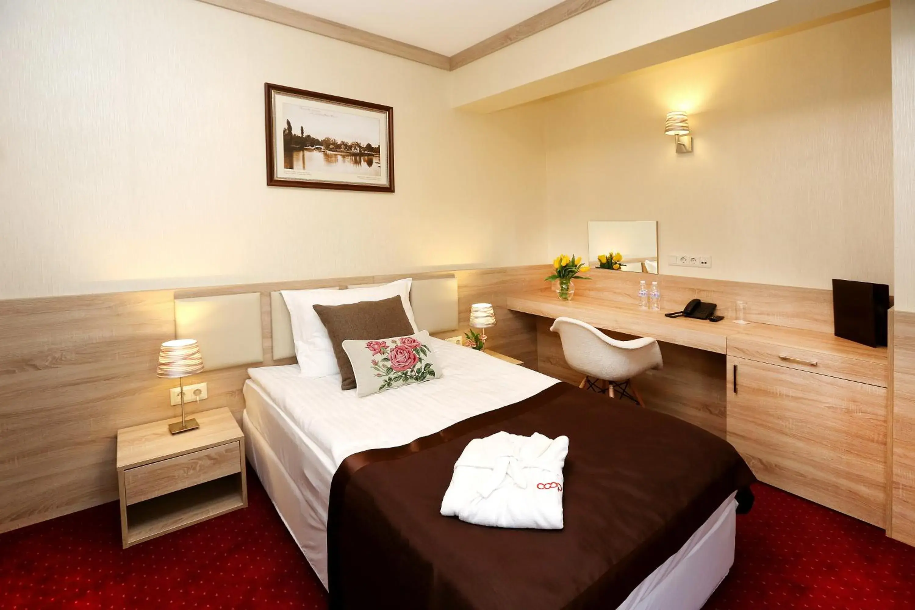 Deluxe Single Room in Hotel COOP, Sofia Deluxe Single Room in Hotel COOP, Sofia