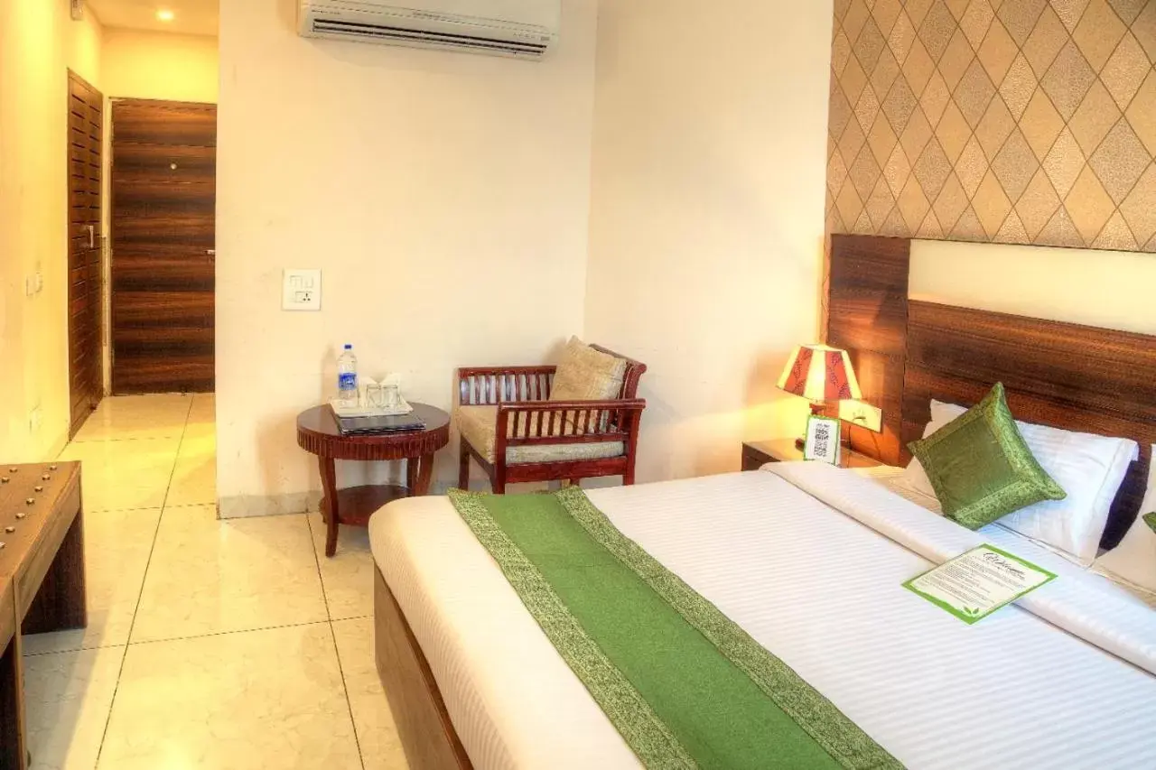 Bedroom, Bed in Hotel Dreamland Chandigarh Bedroom, Bed in Hotel Dreamland Chandigarh