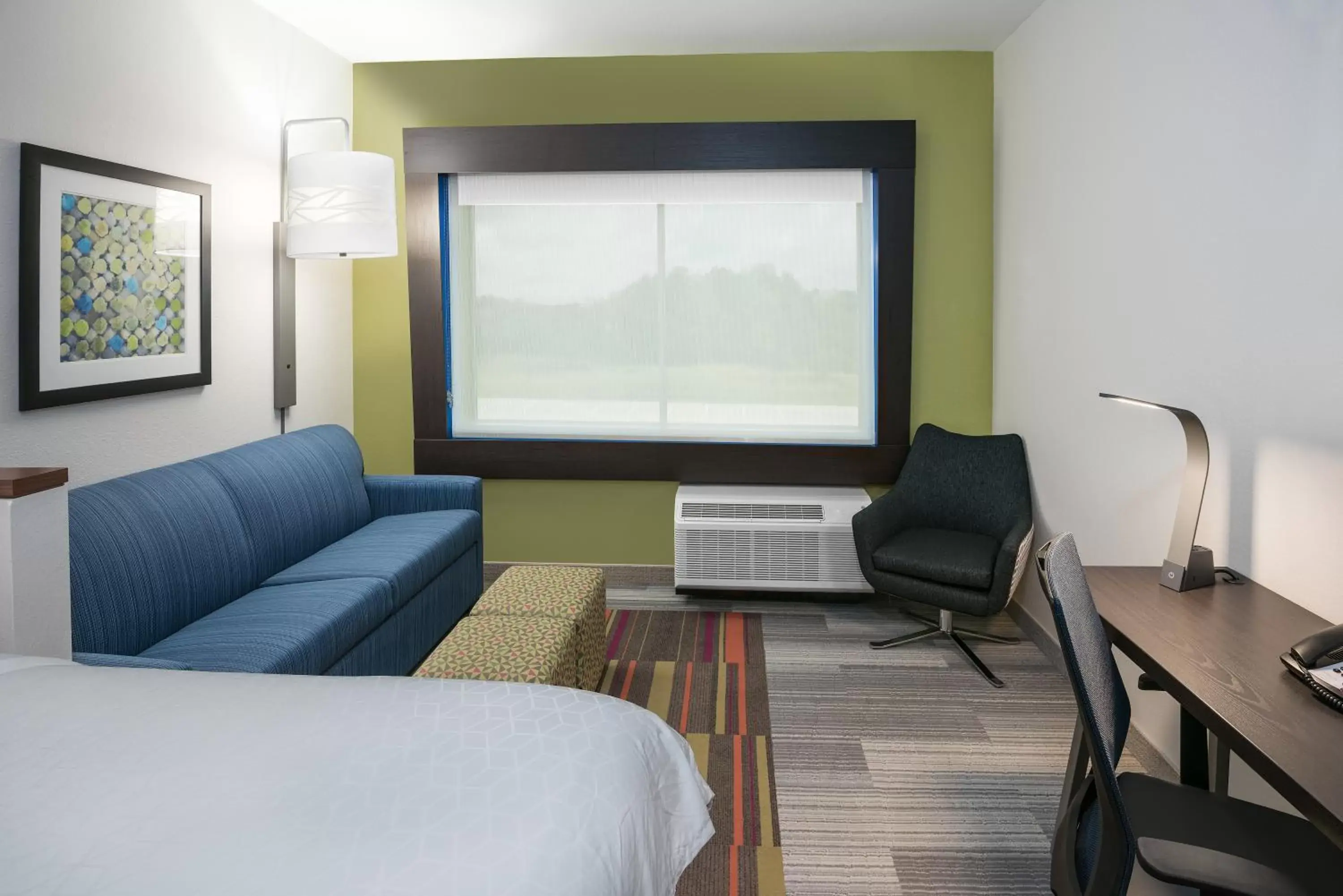 Living room, Seating Area in Holiday Inn Express & Suites Bryan - College Station, an IHG Hotel