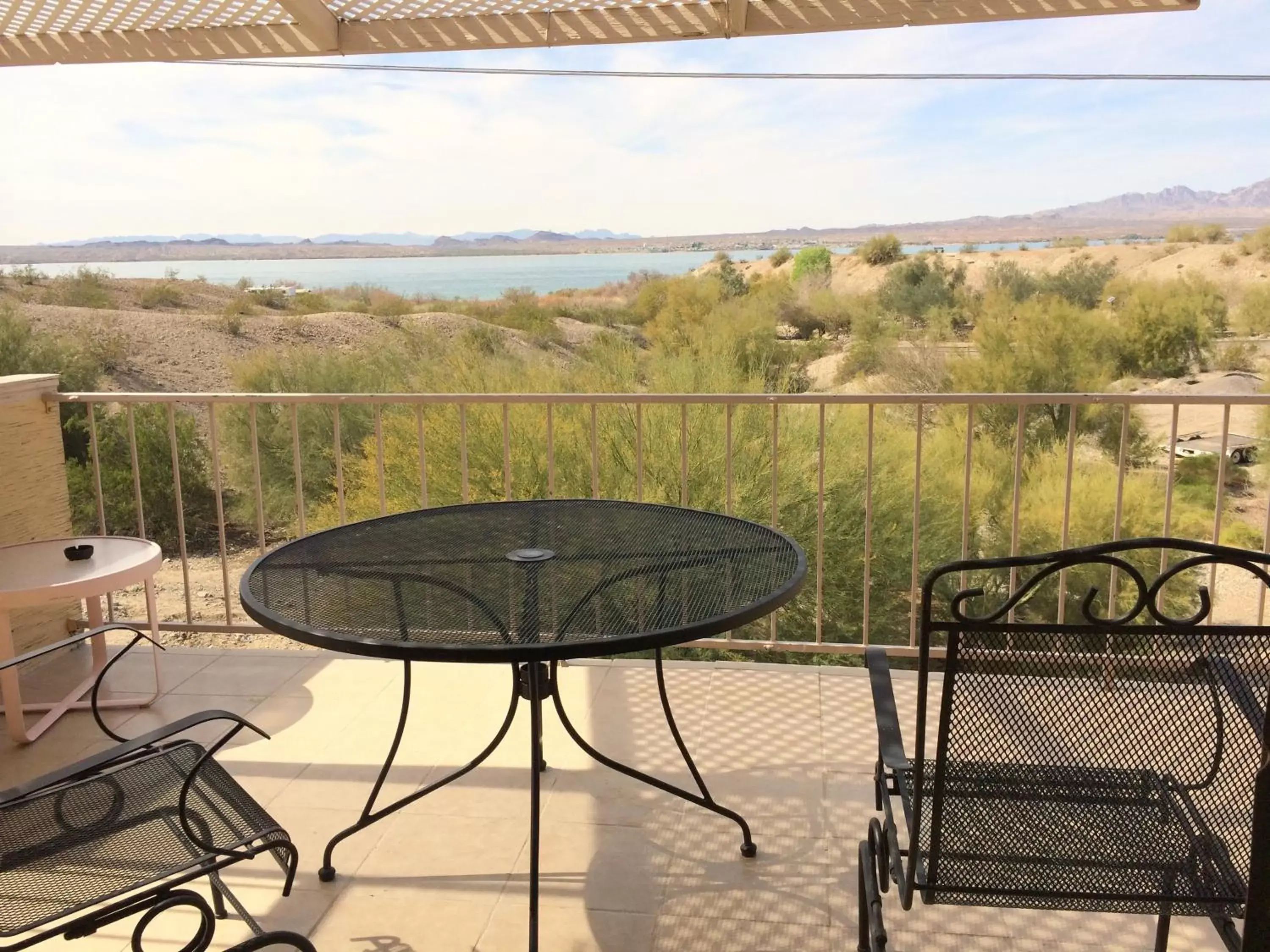 Lake view in Windsor Inn Lake Havasu City