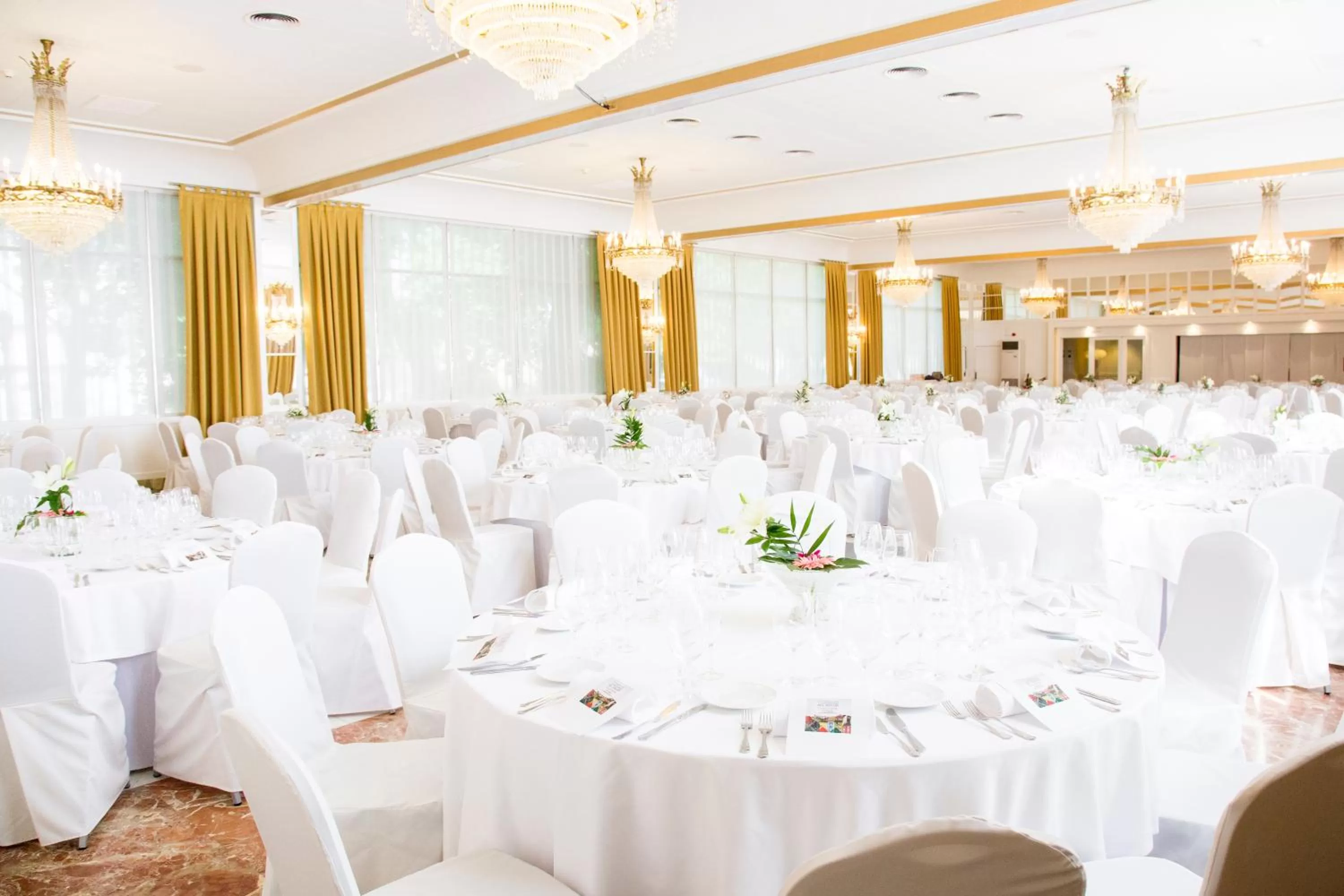Banquet/Function facilities in Hotel Tres Reyes Pamplona