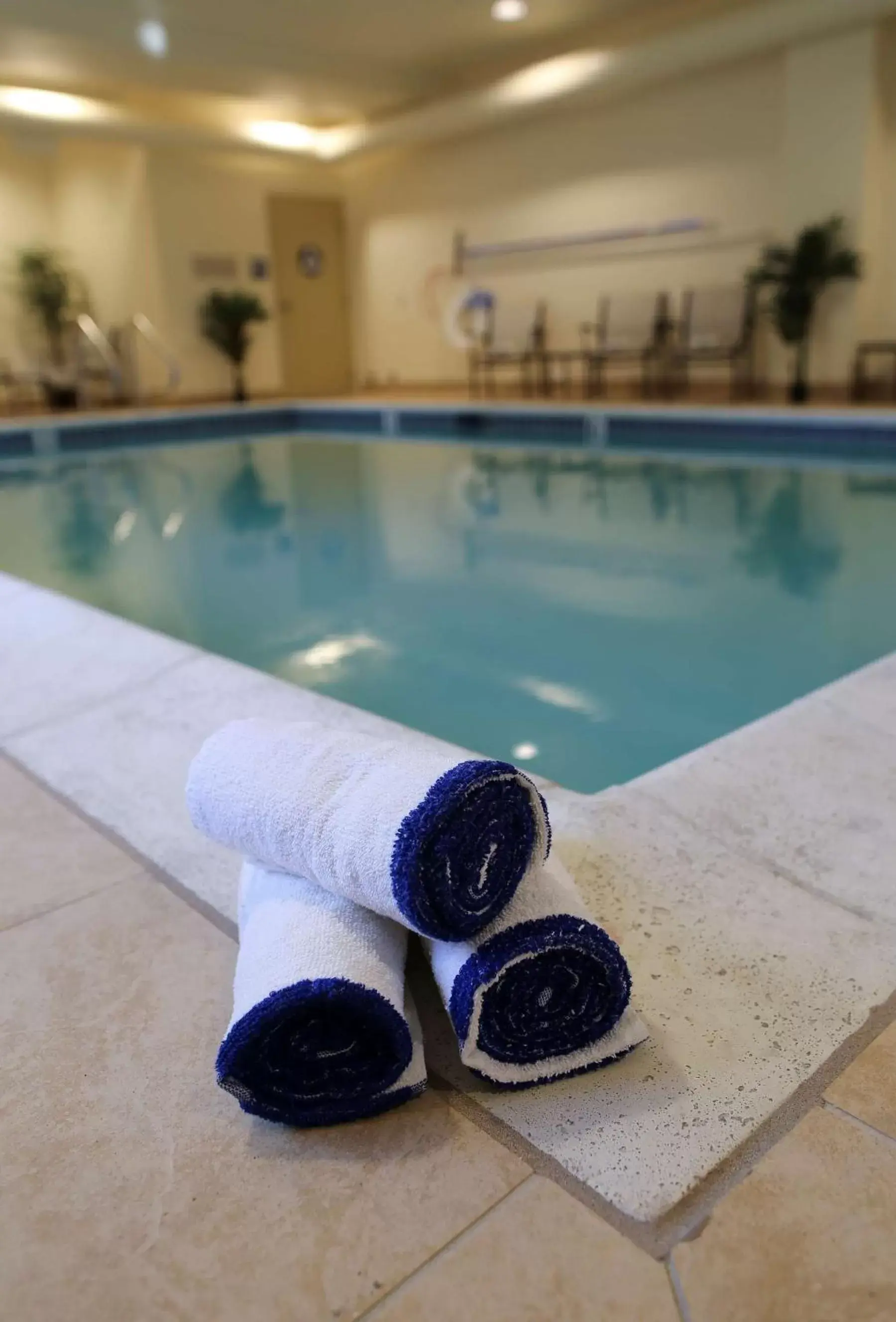 Pool view, Swimming Pool in Hampton Inn Union City