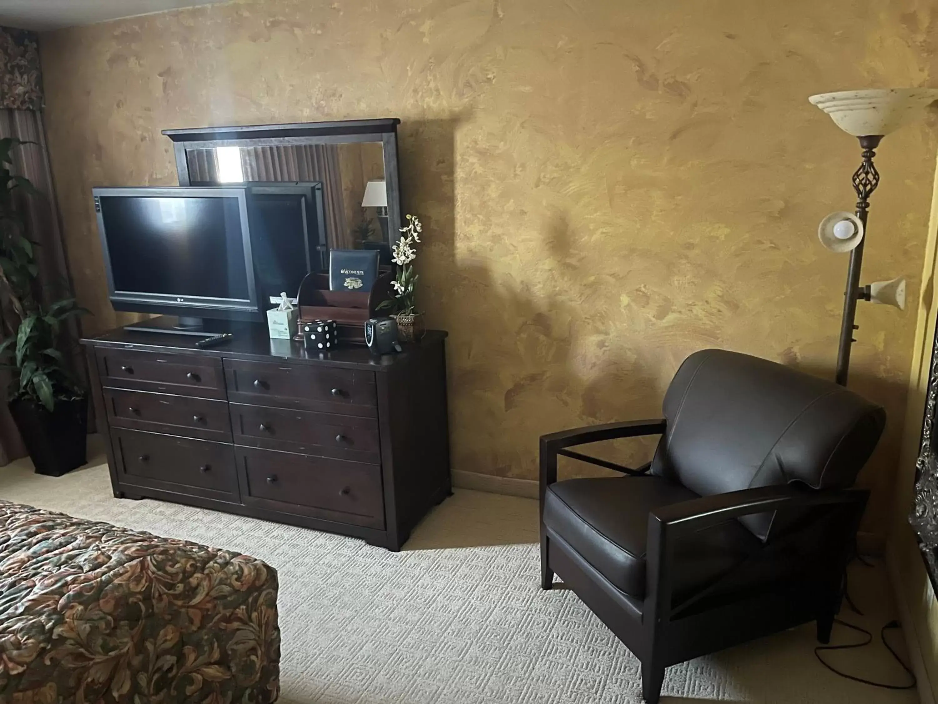 TV/Entertainment Center in Ramada by Wyndham Viscount Suites Tucson East