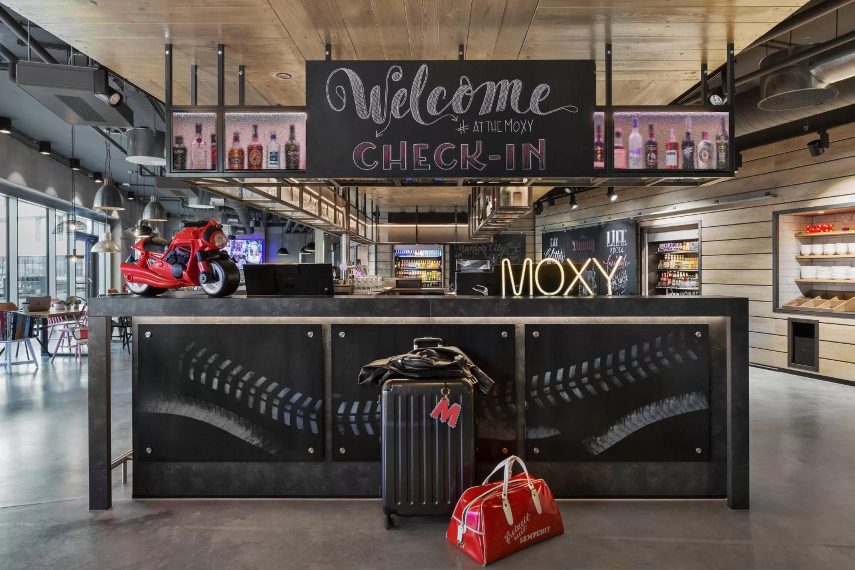 Lobby or reception in Moxy Munich Ostbahnhof