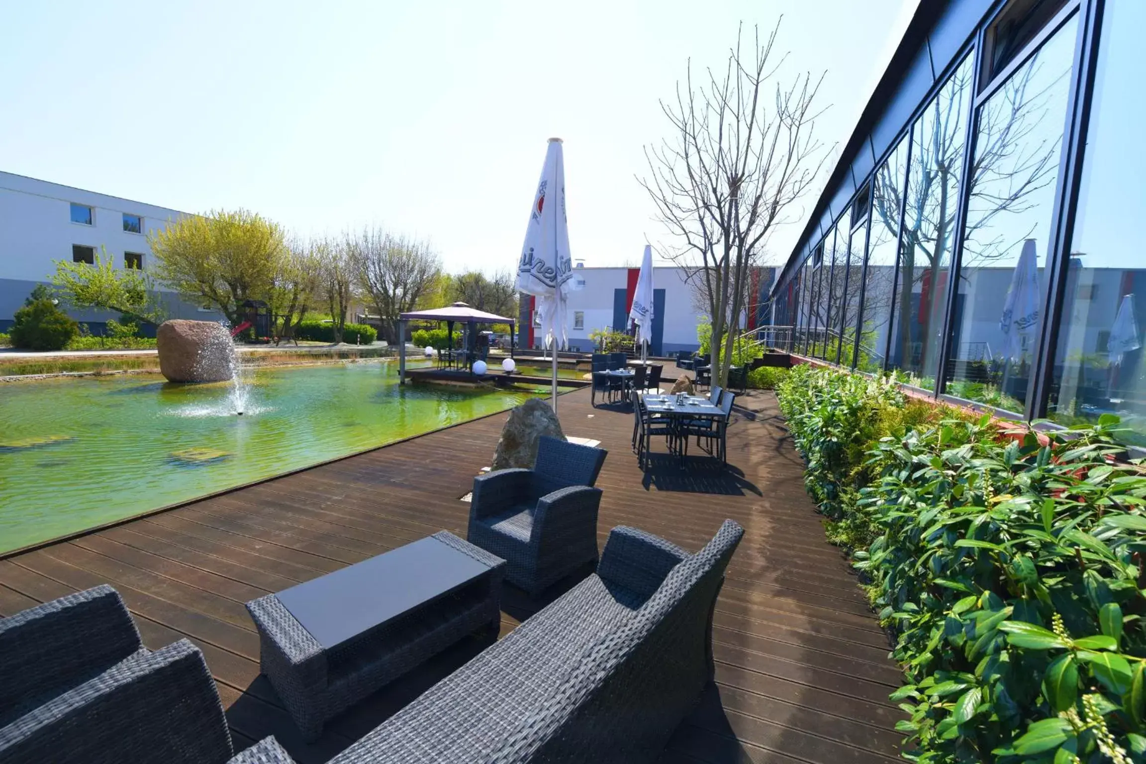 Patio in SKYHOTEL Merseburg