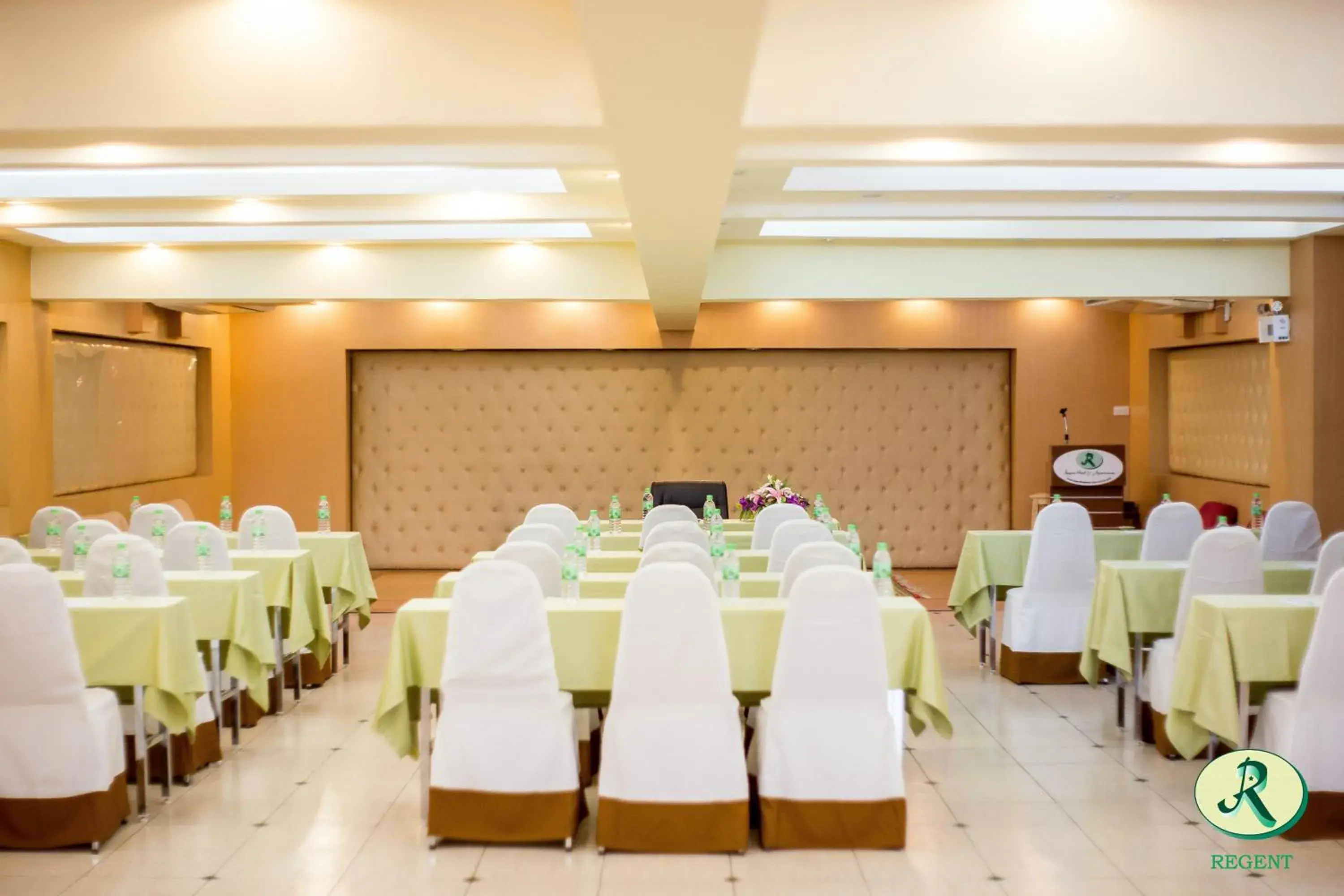 Banquet/Function facilities, Banquet Facilities in Regent Ramkhamhaeng 22