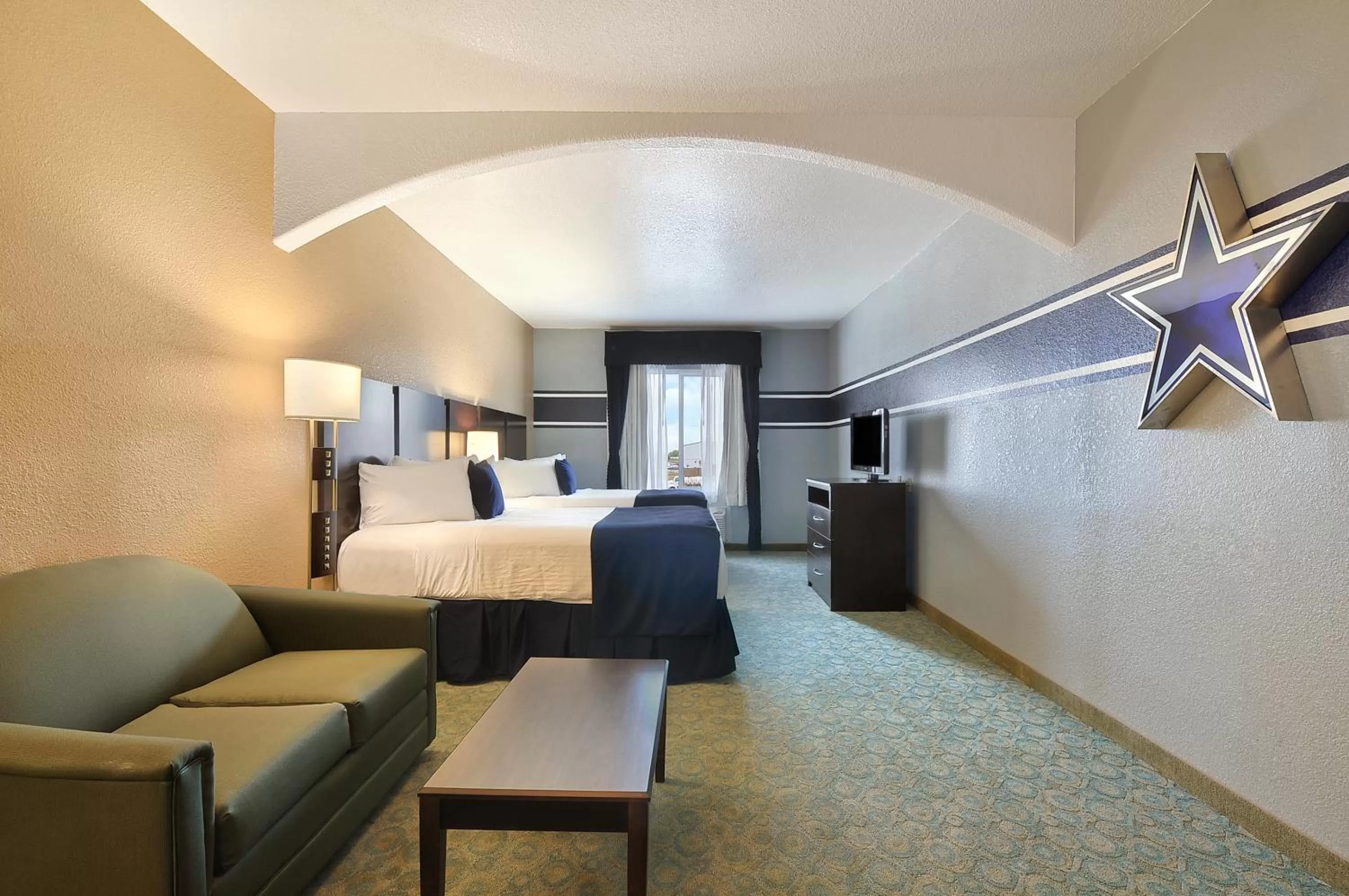 Photo of the whole room, Bed in Ramada by Wyndham South Waco