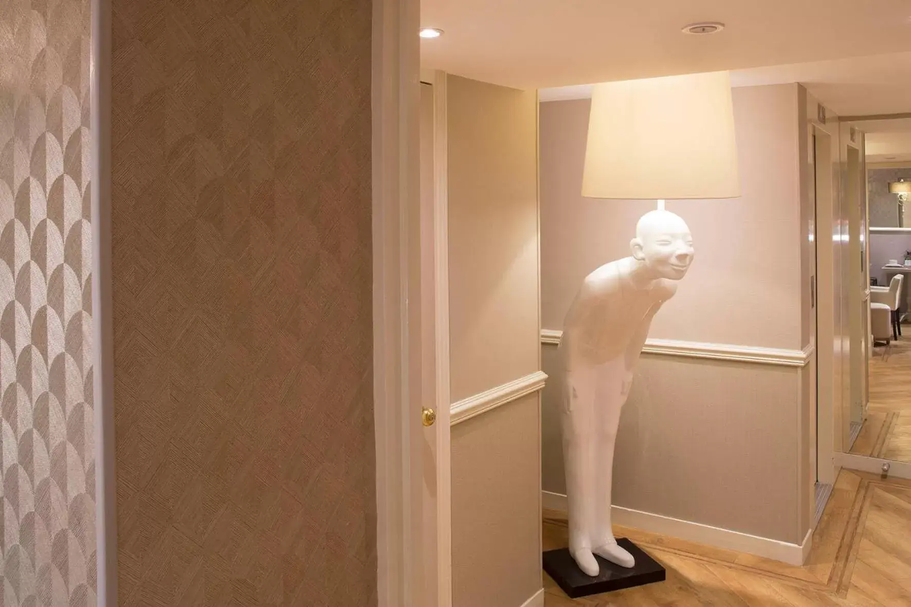 Facade/entrance in Hôtel Galileo Champs Elysées Facade/entrance in Hôtel Galileo Champs Elysées