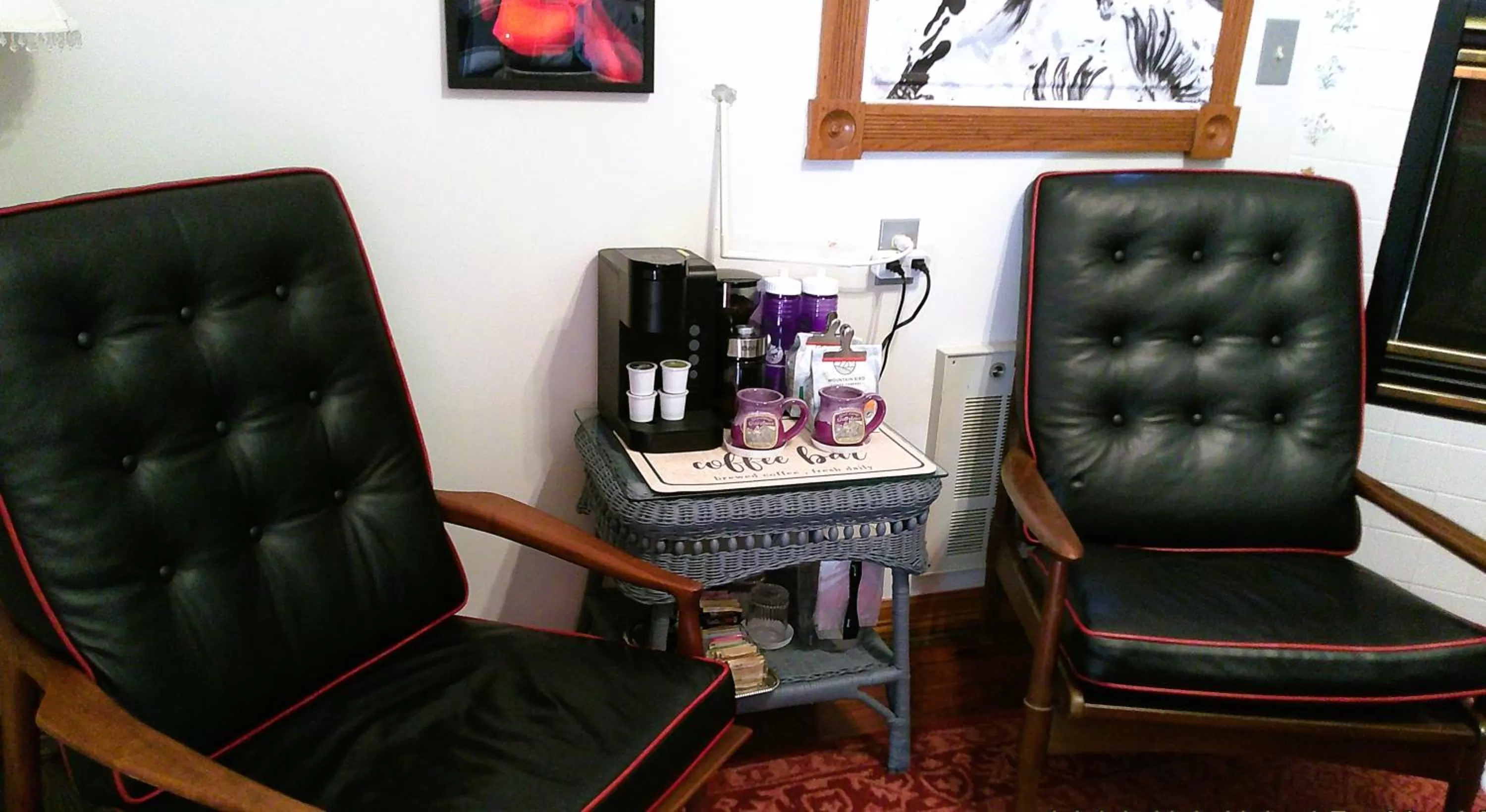 Seating Area in Rock Cottage Gardens B&B