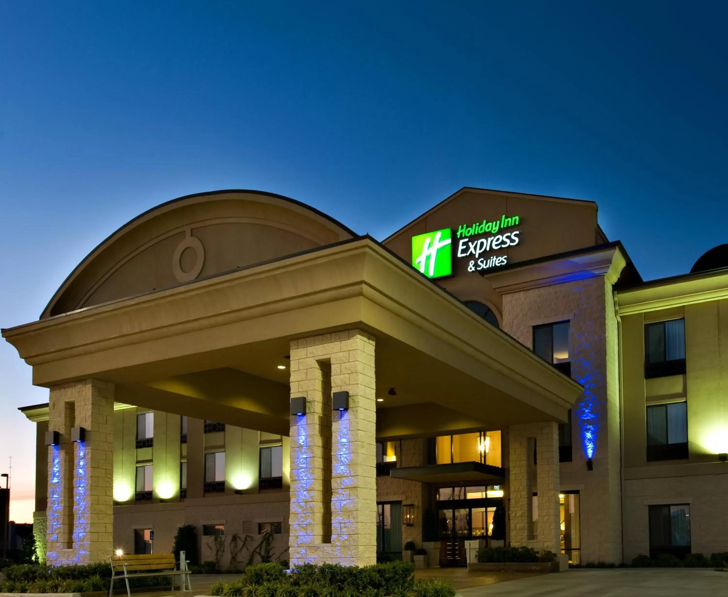 Property Building in Holiday Inn Express Hotel & Suites Wichita Falls, an IHG Hotel